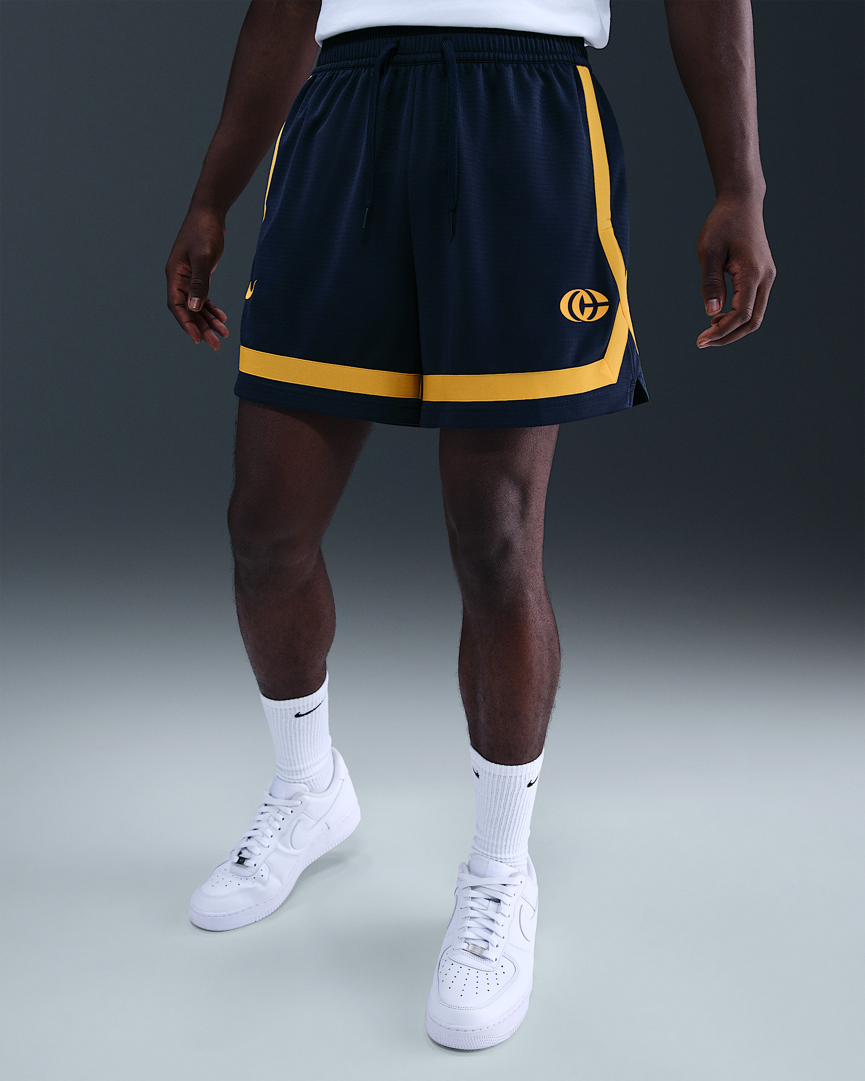 Caitlin Clark Nike Women's Crossover Dri-FIT 5" Basketball Shorts - 2