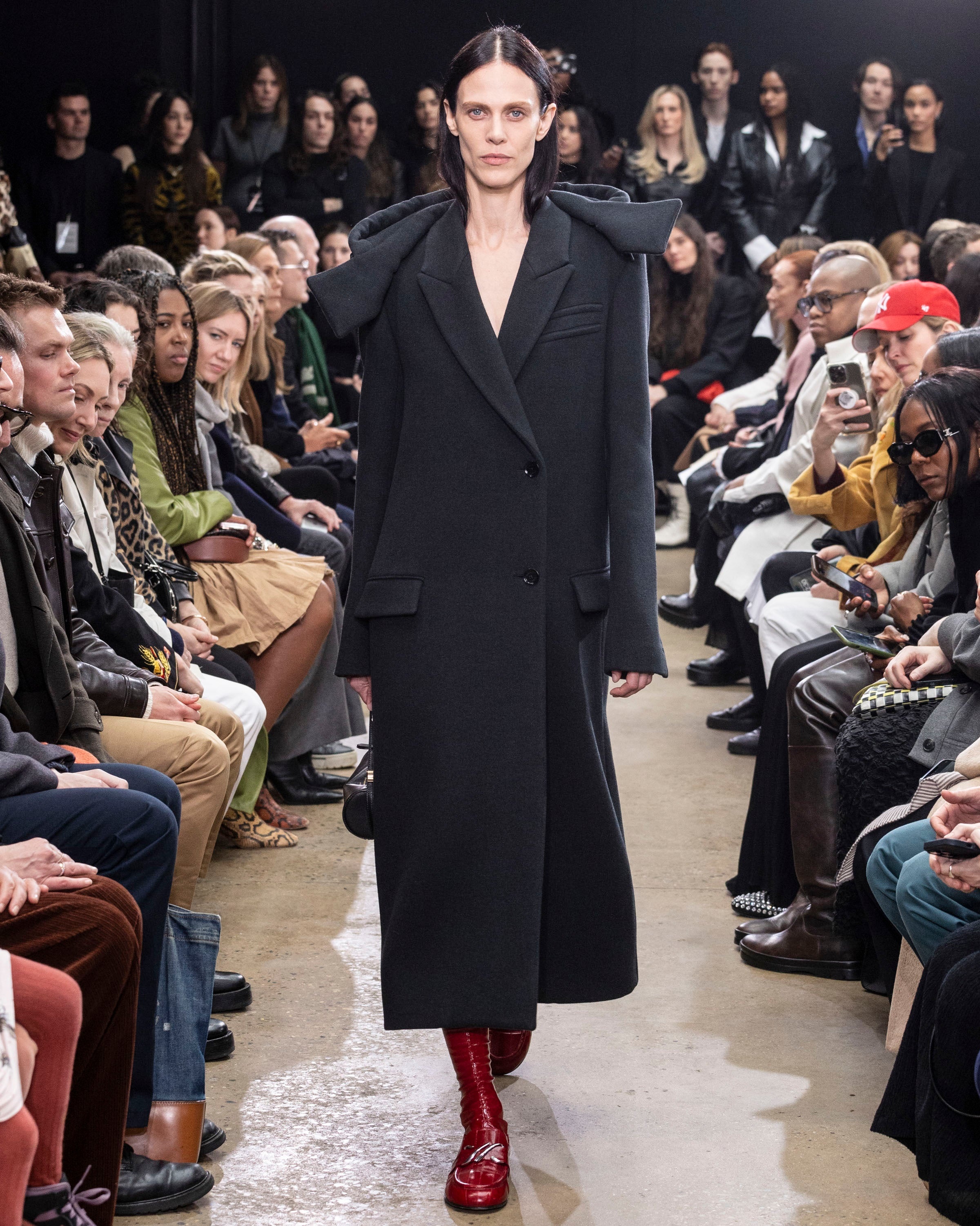 Reed Coat in Brushed Melange Wool - 8