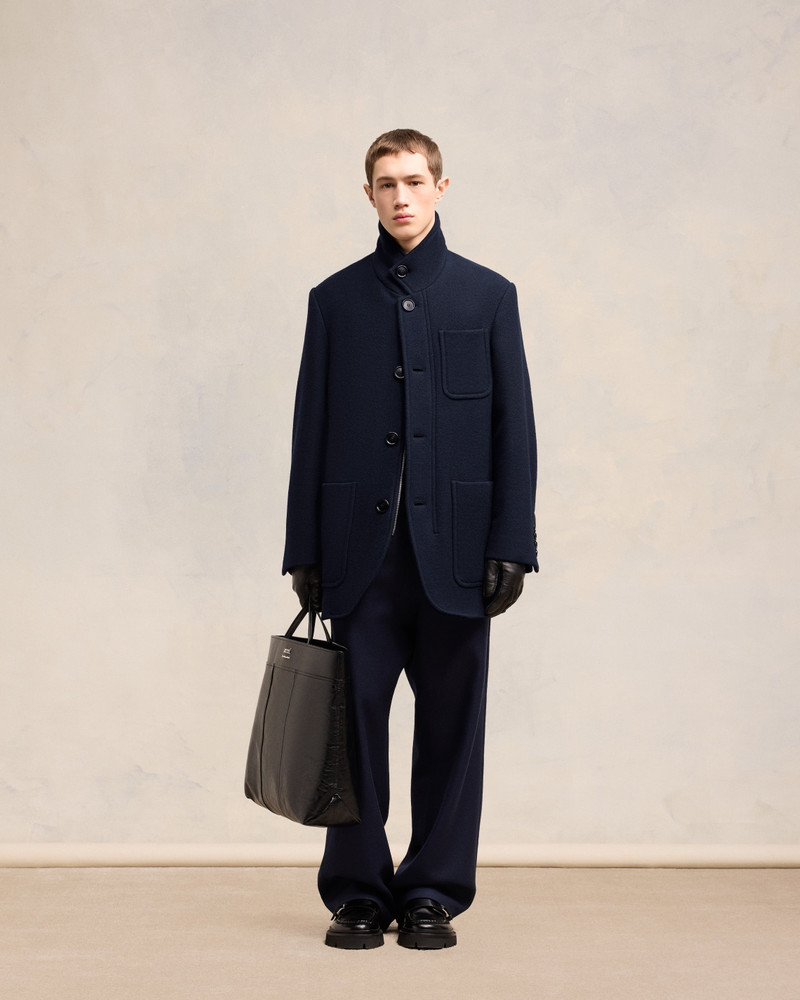 AMI Paris HIGH COLLAR SHORT COAT outlook