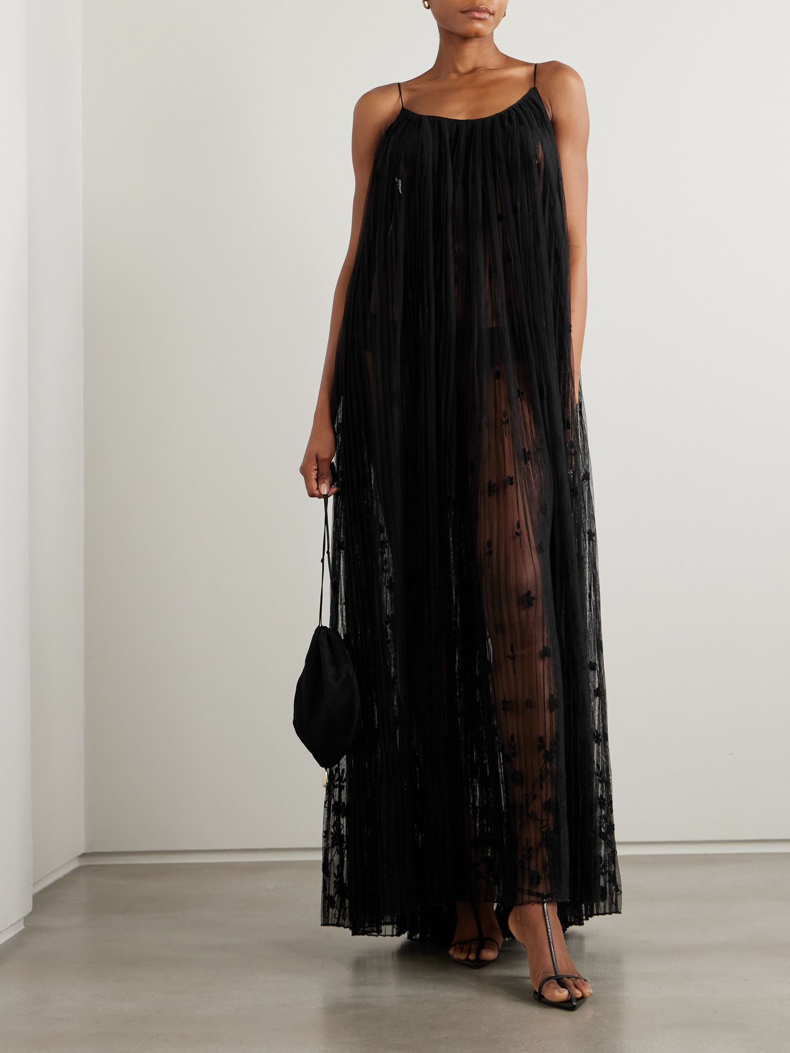Embroidered recycled plissé-tulle maxi dress Black - 2