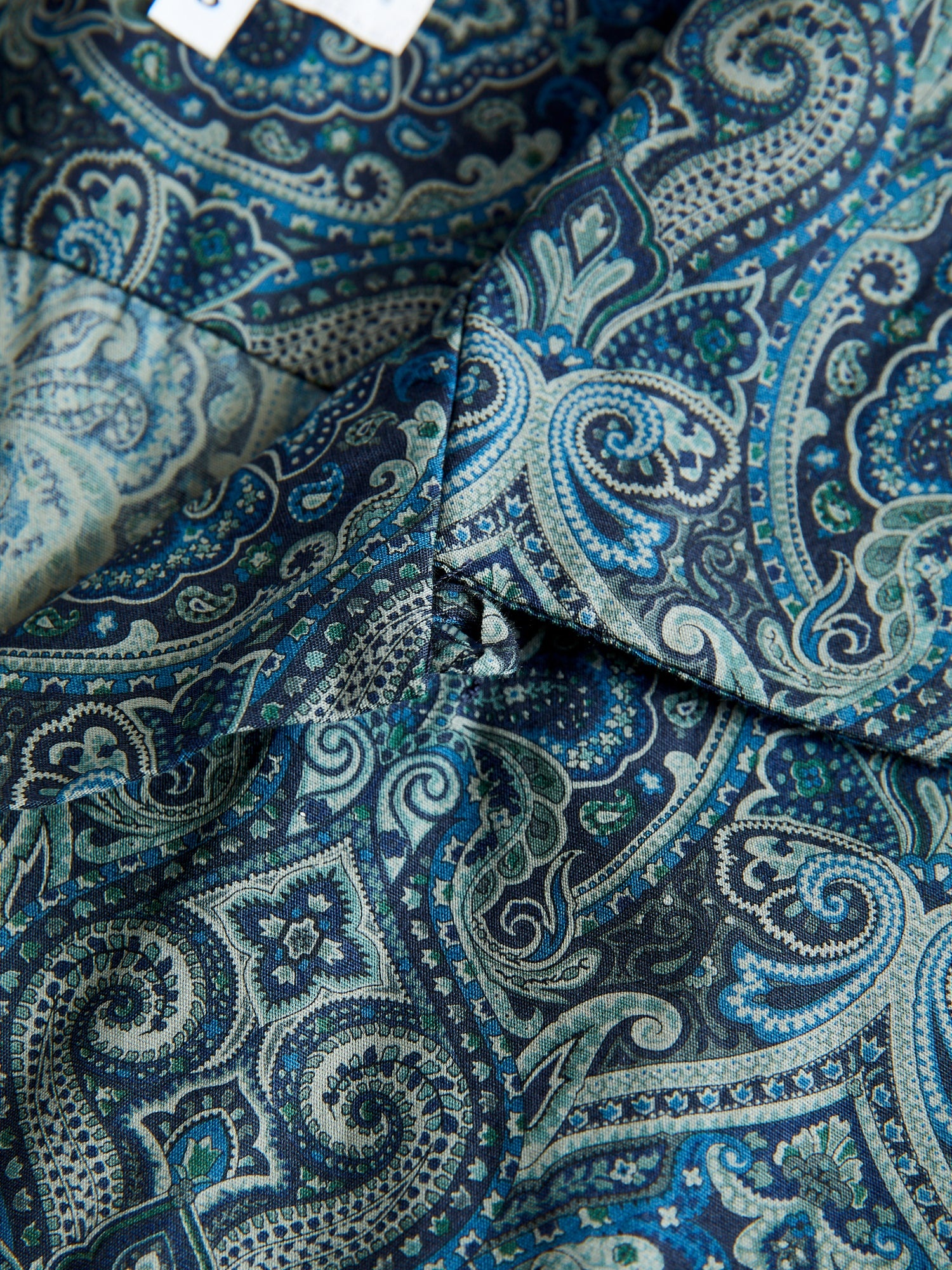 Classic Shirt in Navy Cotton Paisley Print - 4