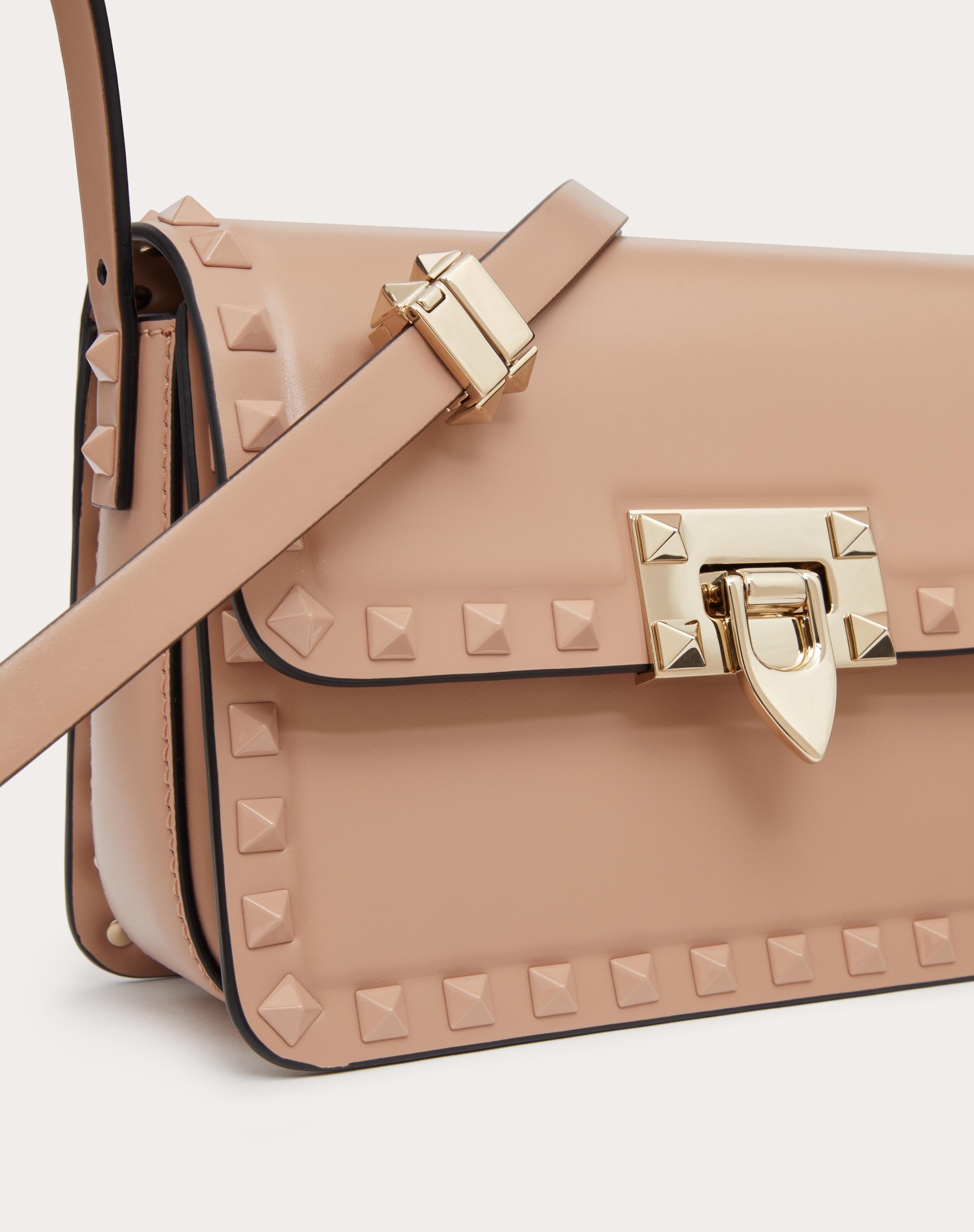 SMALL ROCKSTUD23 SMOOTH CALFSKIN SHOULDER BAG - 7