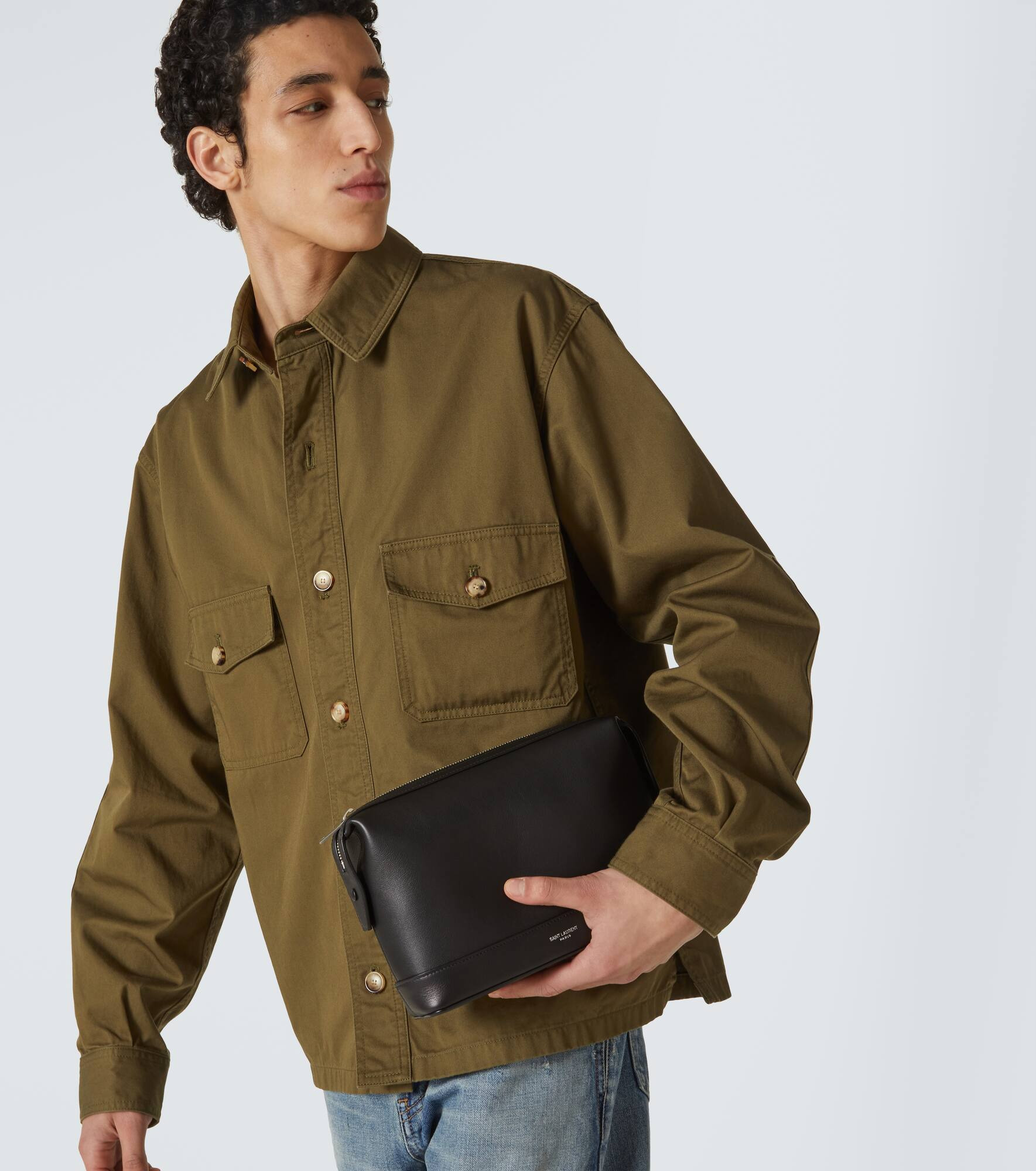 Small logo leather clutch - 2