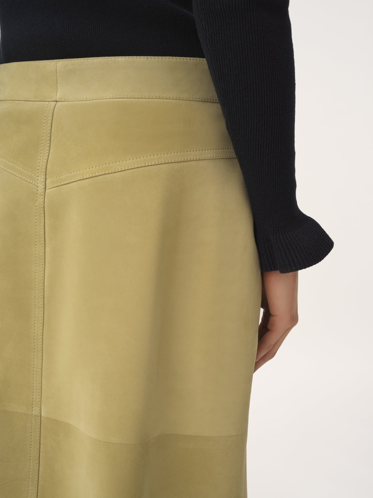 KNEE-LENGTH SKIRT IN SUEDE - 7