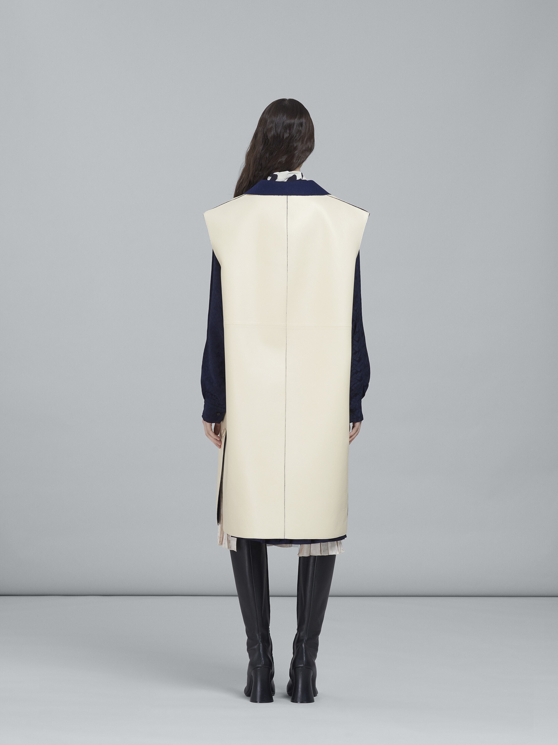 LEATHER LONG VEST - 3