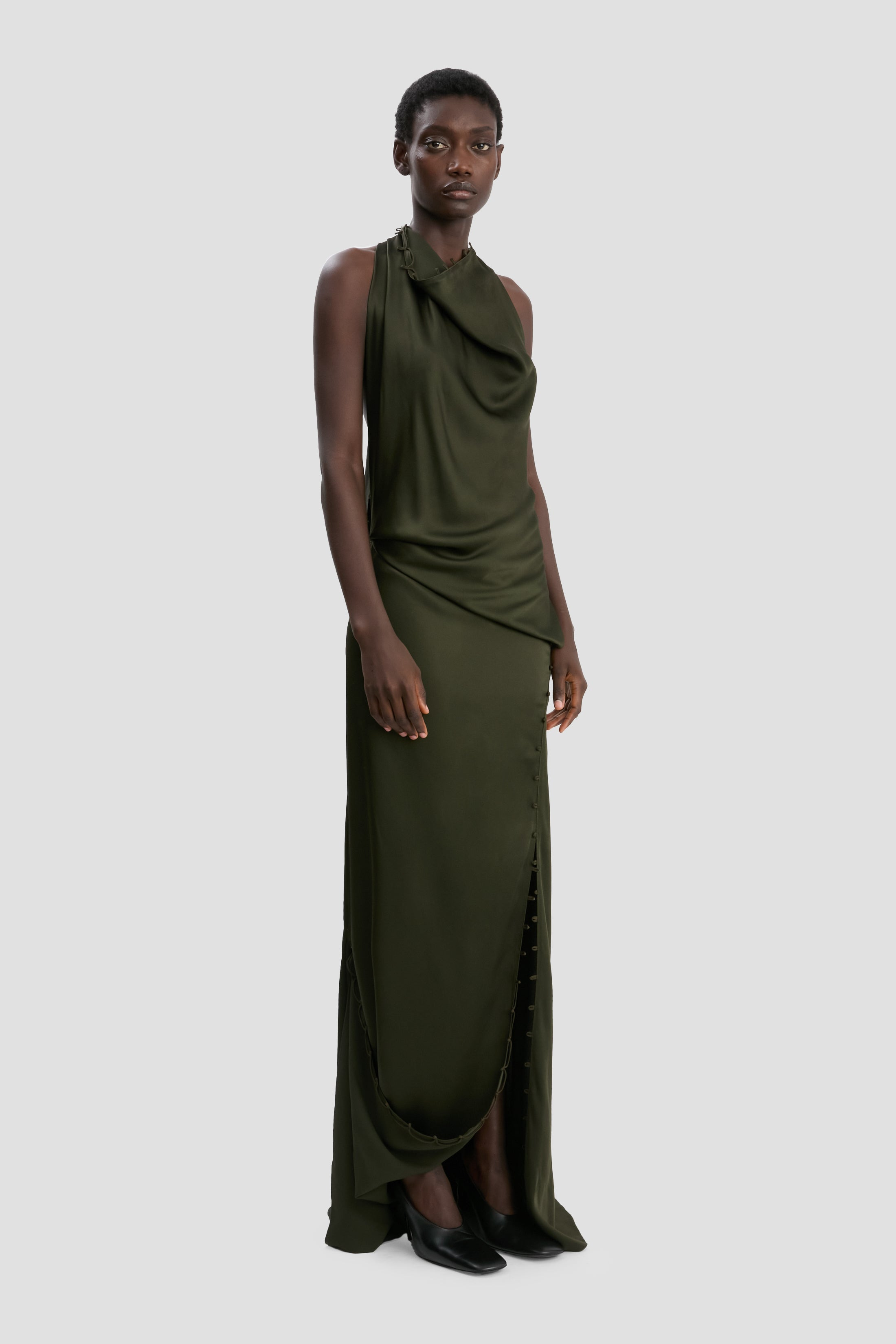 Rouleaux Detail Sleeveless Gown In Dark Olive - 3