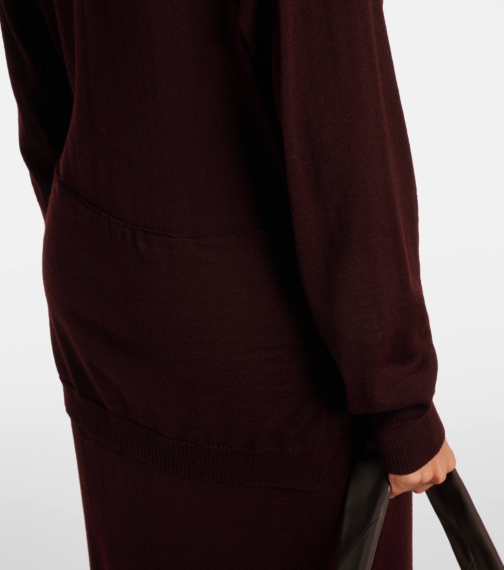 Belted sweater dress - 7