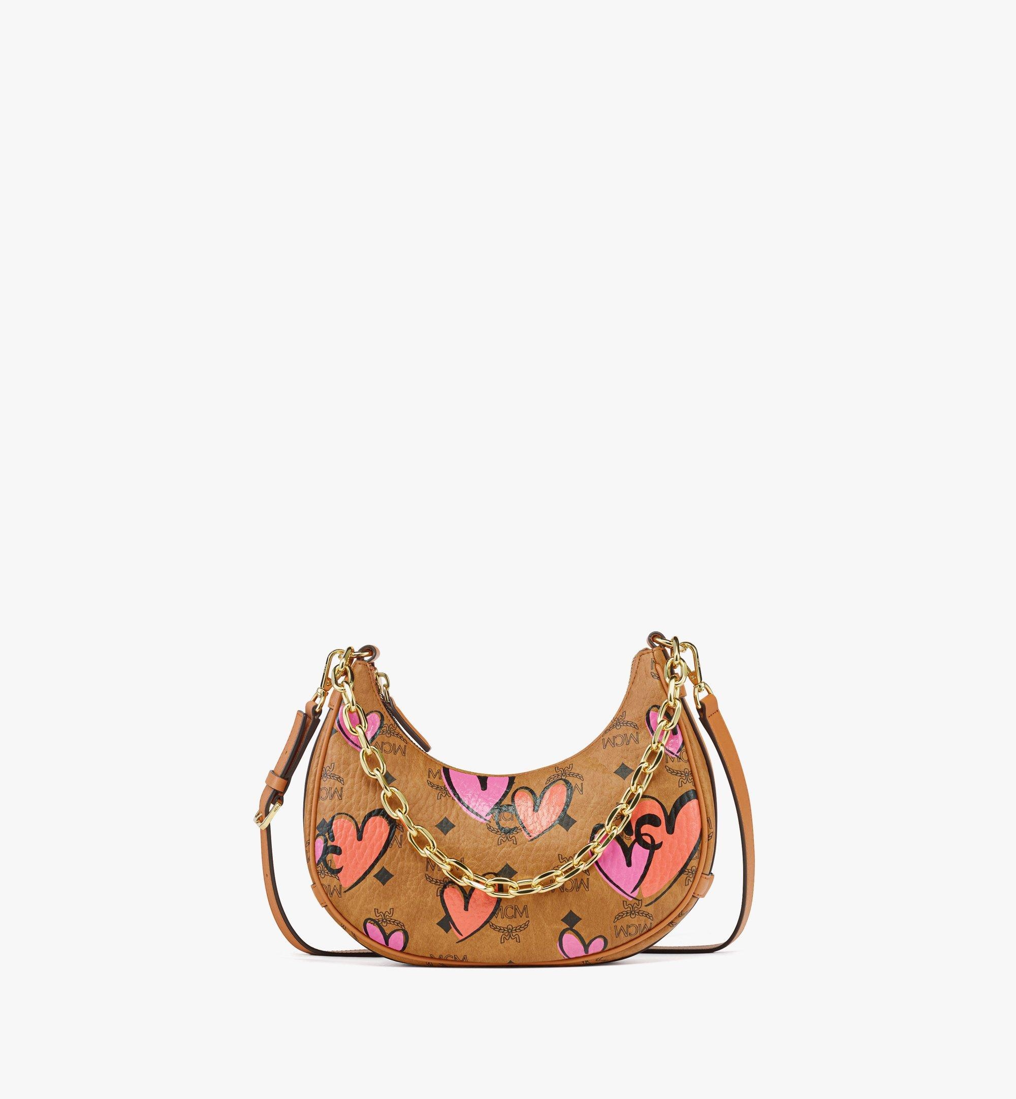 Valentine’s Day Upcycling Project Crescent Hobo in Visetos - 6