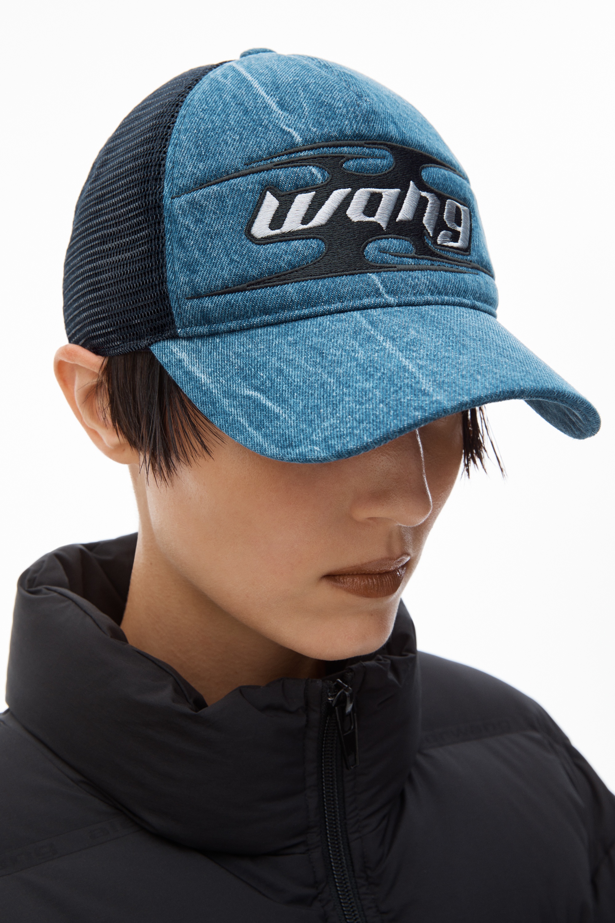blade logo-embroidered trucker hat in cotton - 2