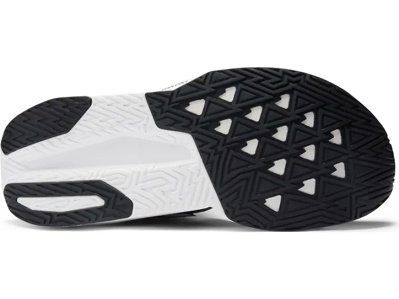 New Balance FuelCell Rebel v5 - 4