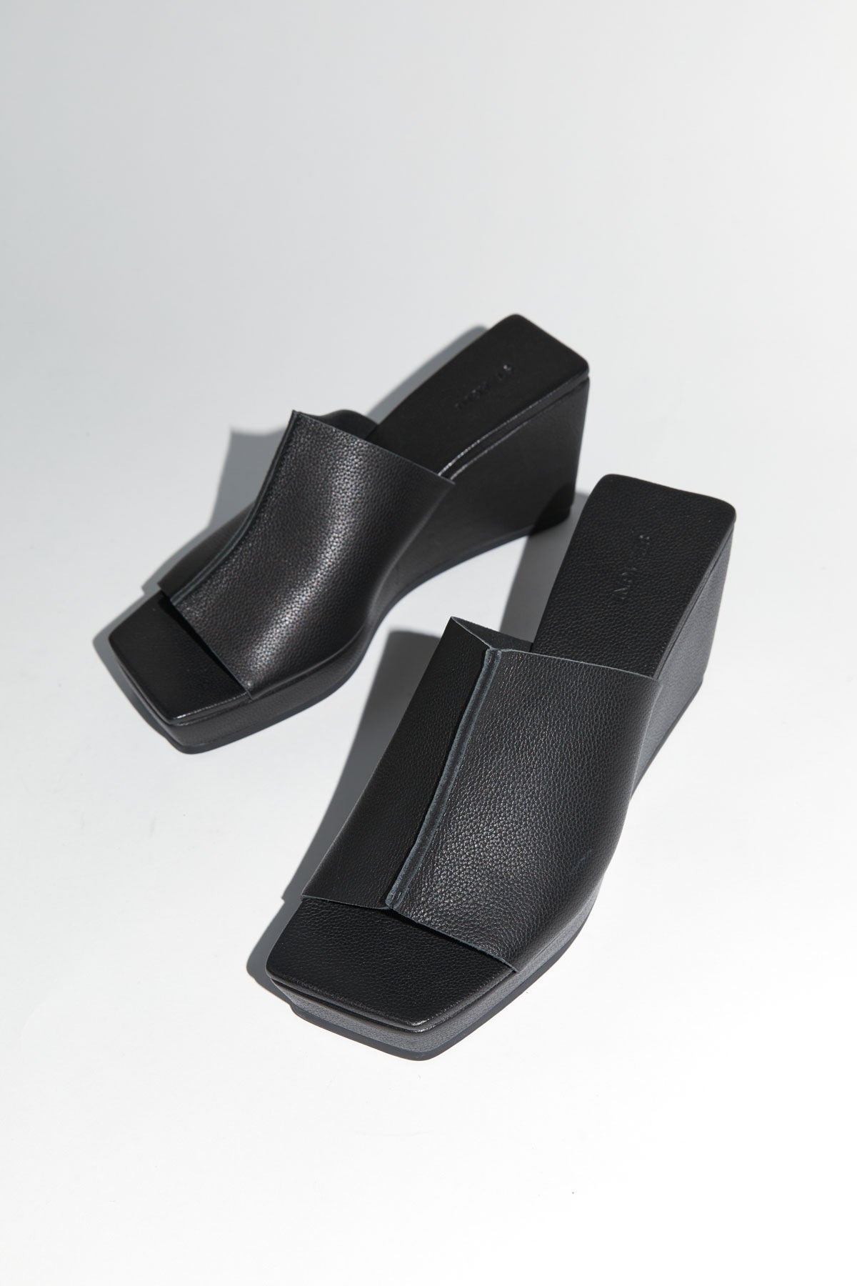 Maria Wedge - Black - 2