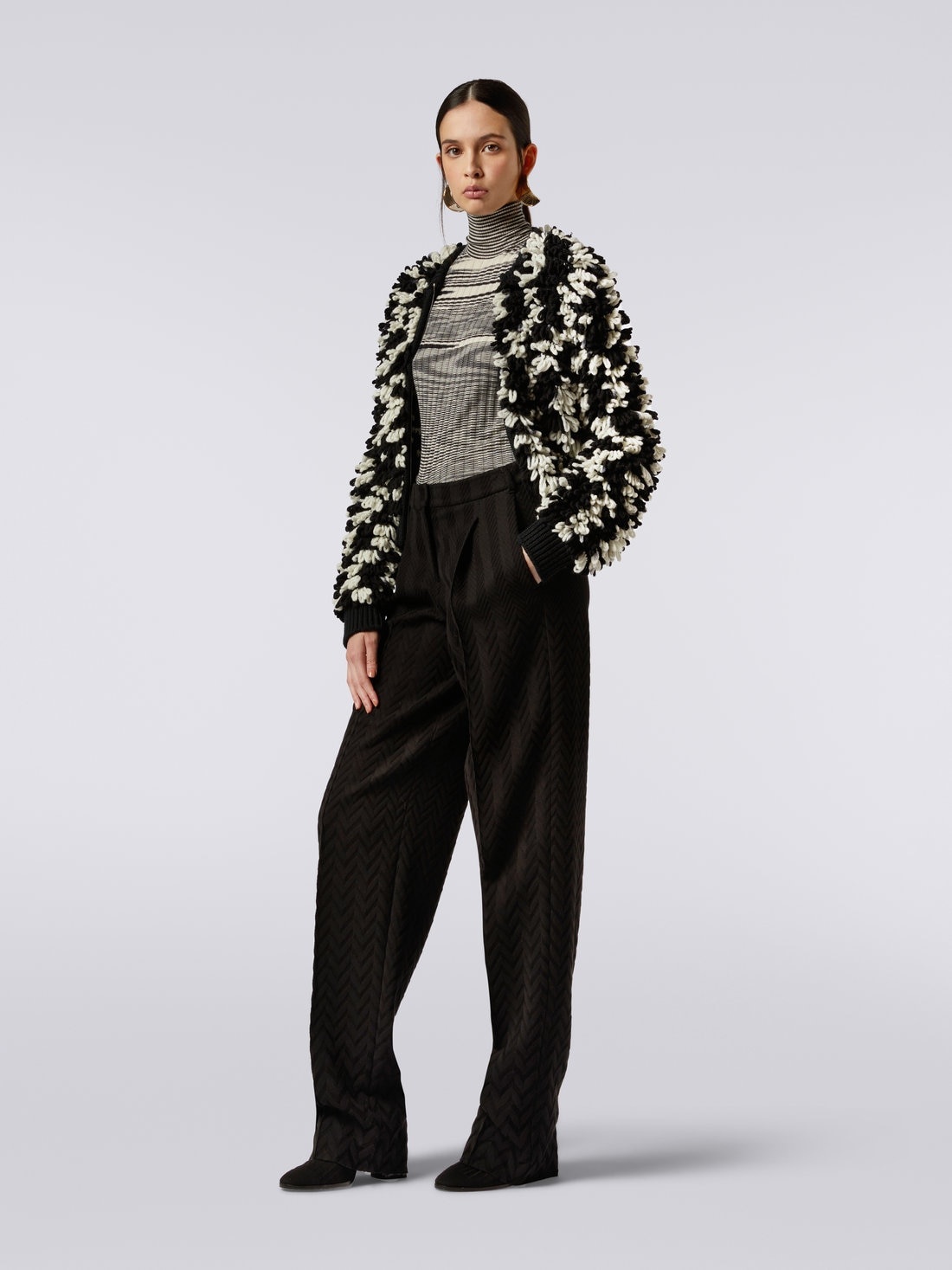Classic trousers with raschel chevron design - 3