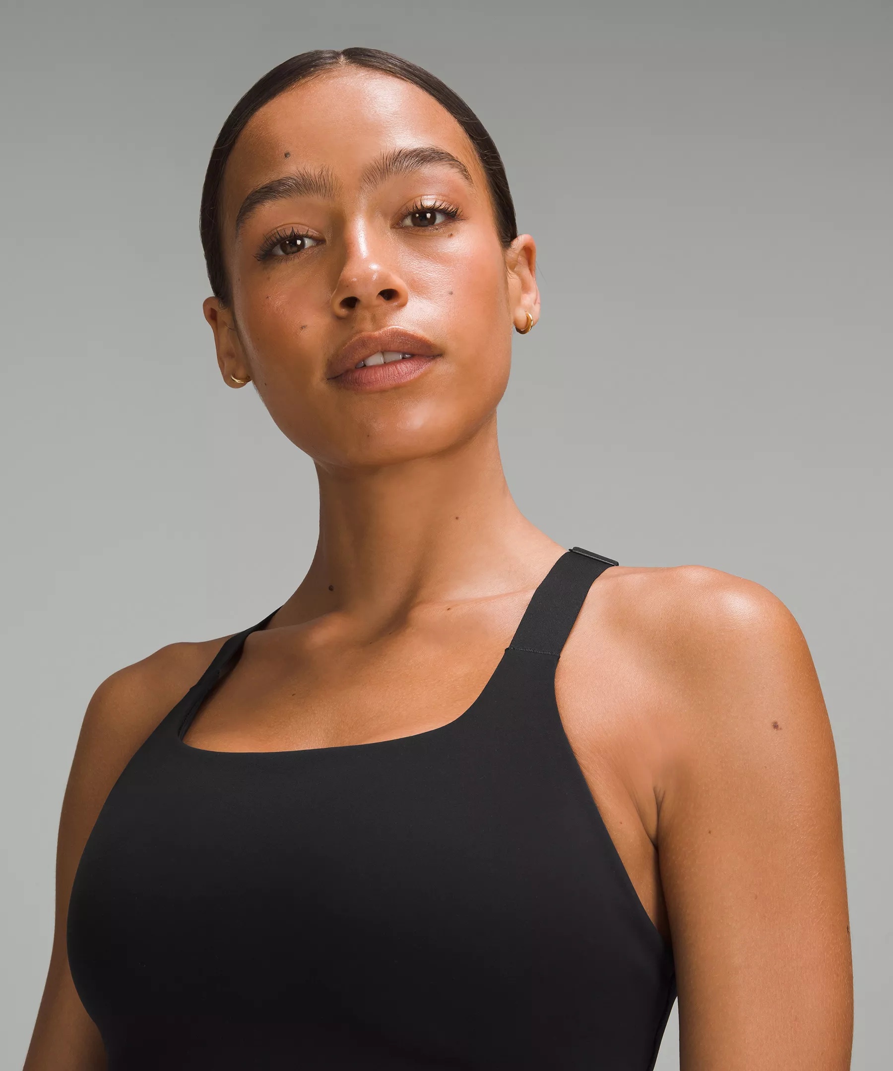 Ultralu Square-Neck Workout Bra *Medium Support, D/DD Cup - 4