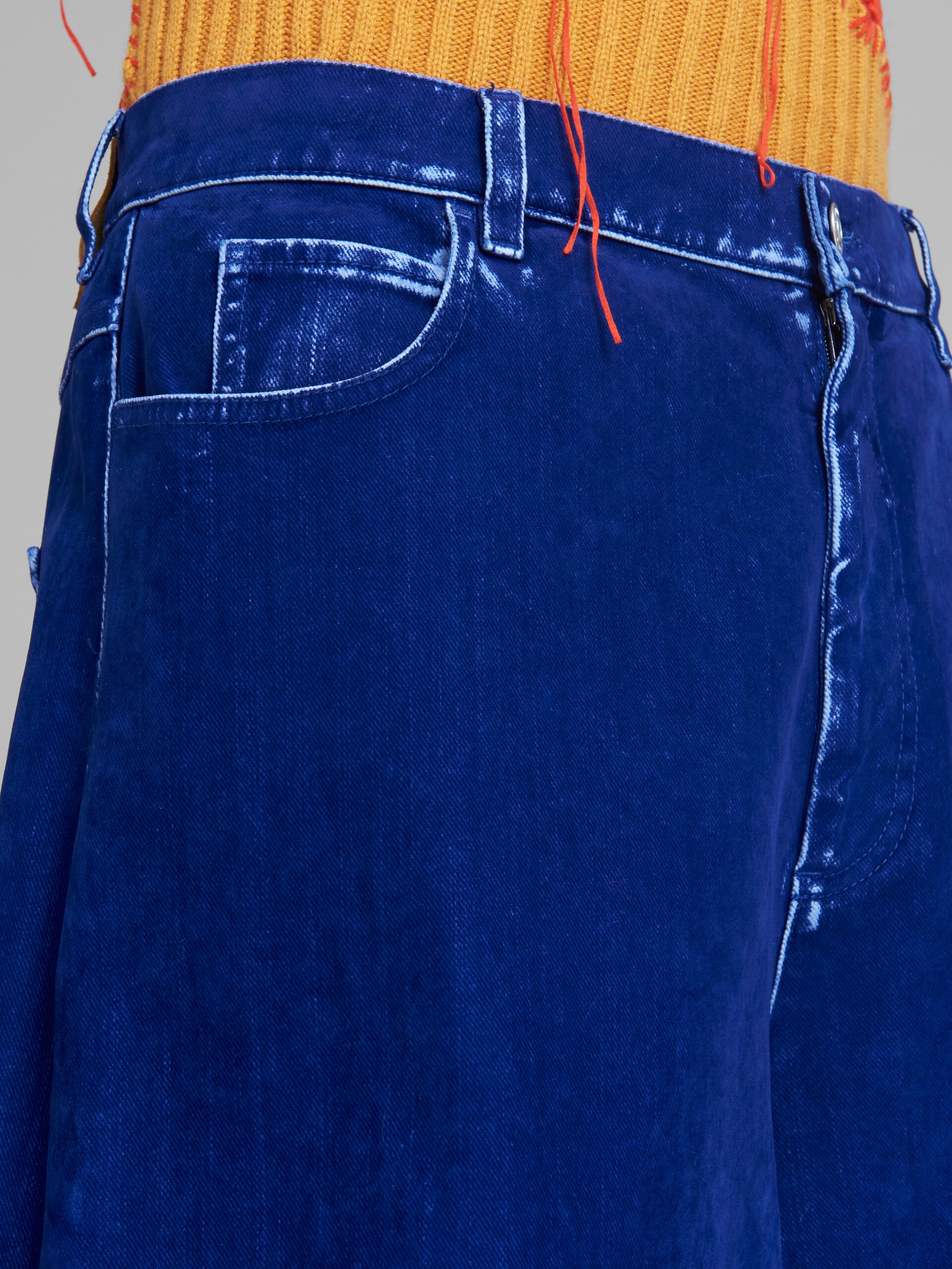 BLUE WIDE 5 POCKET TROUSERS IN FLOCKED DENIM - 4