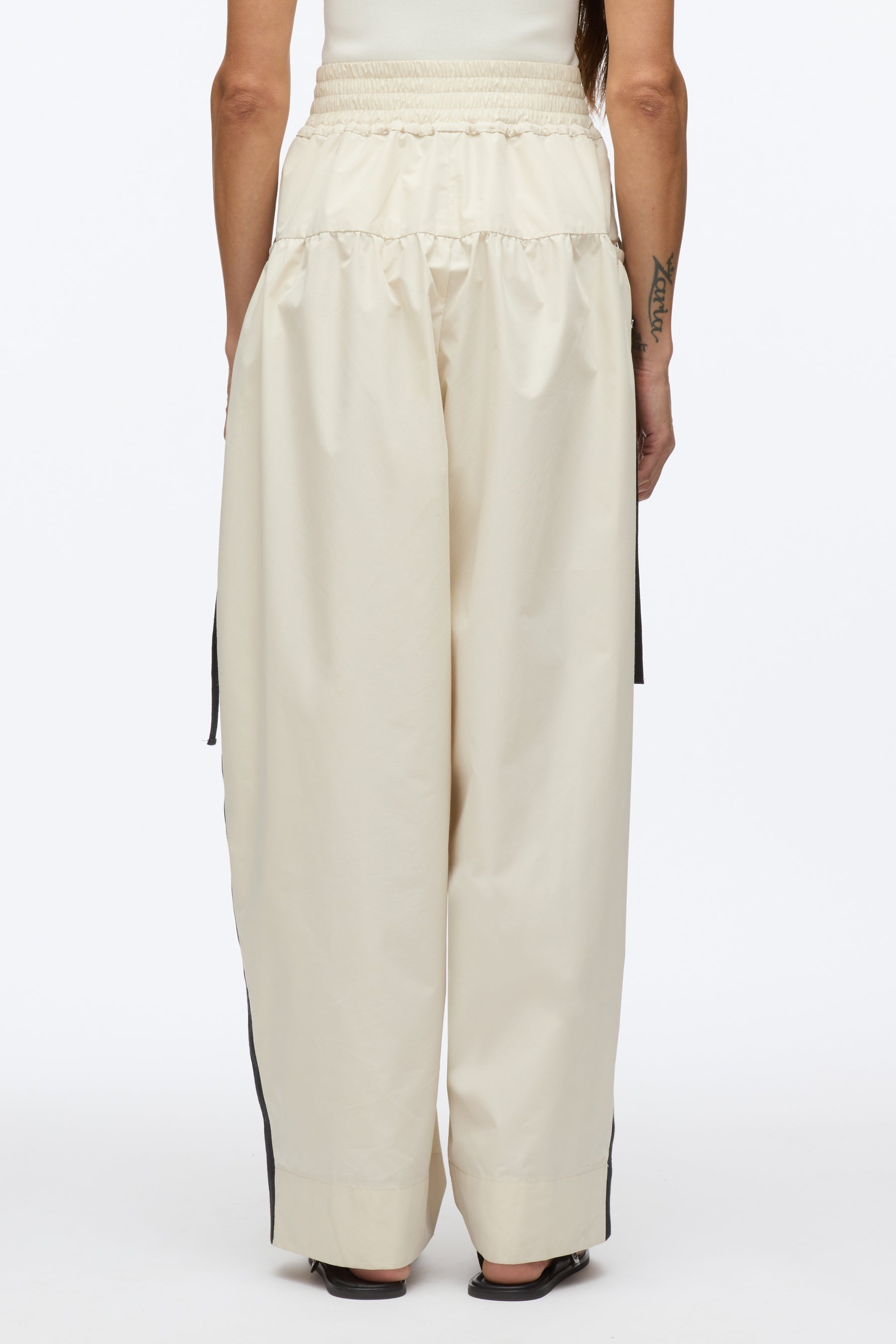 Wide Leg Pleated Pocket Pant - 5