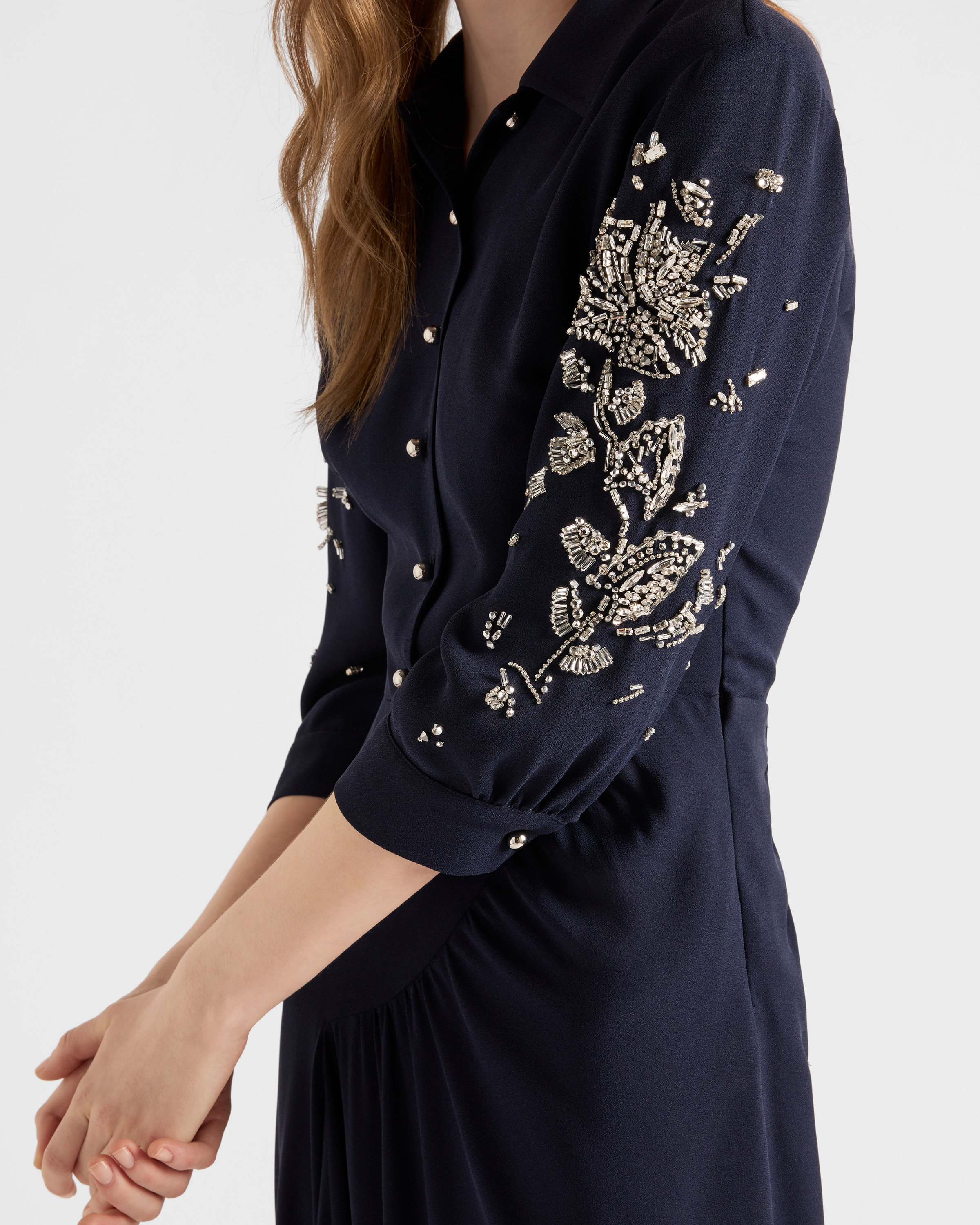 Long embroidered sablé dress - 4