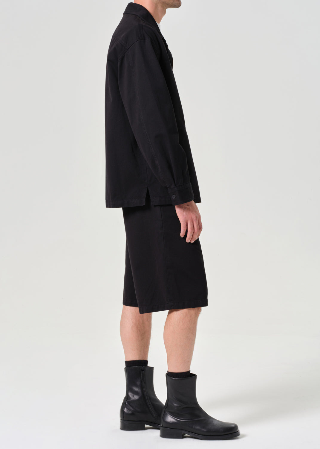 COSMO SHORT IN BLACK - 4