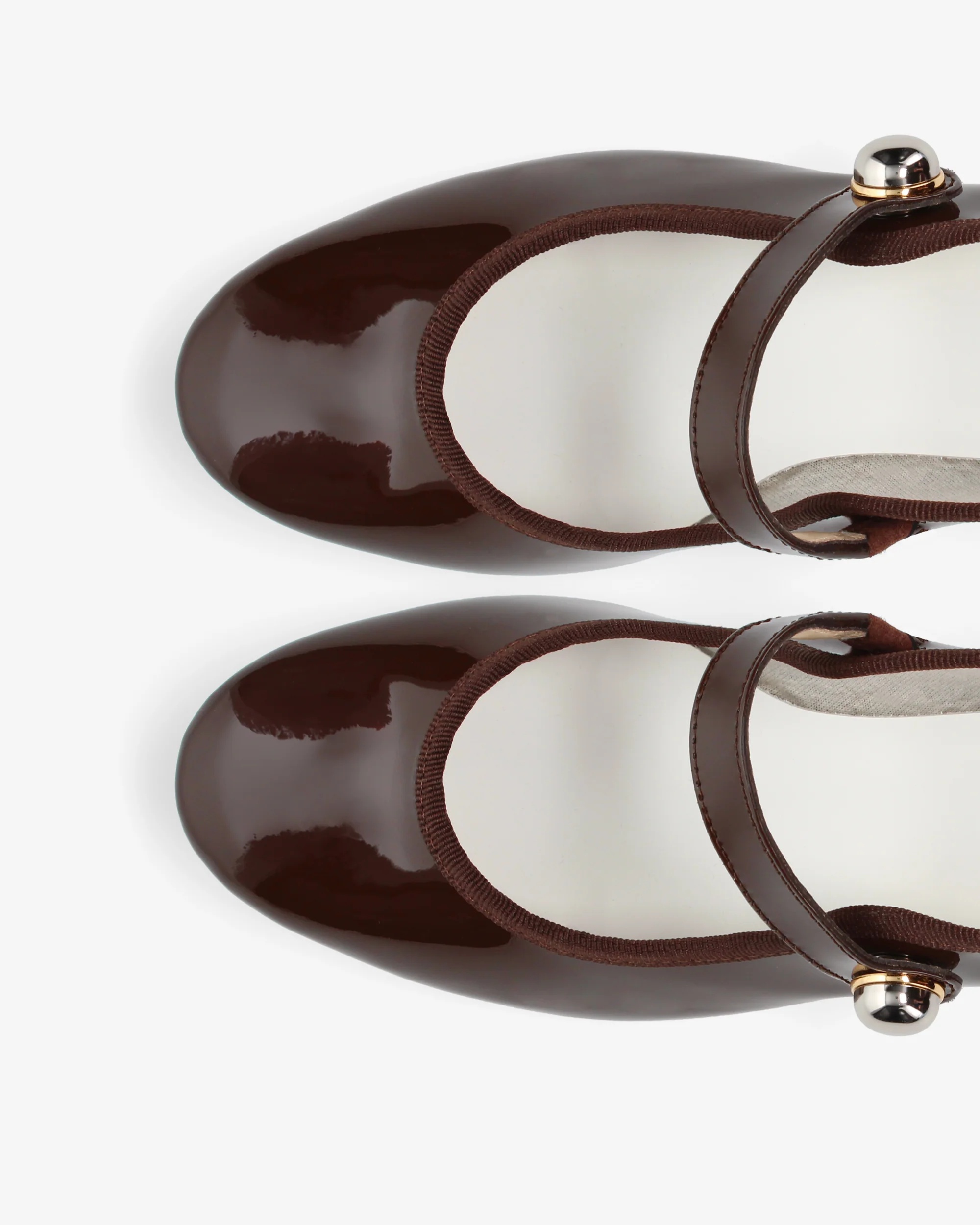 FABIENNE MARY JANES - 4