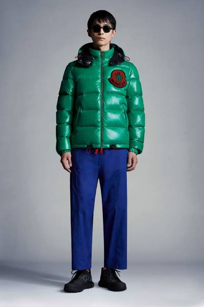 Moncler Haggi Short Down Jacket outlook