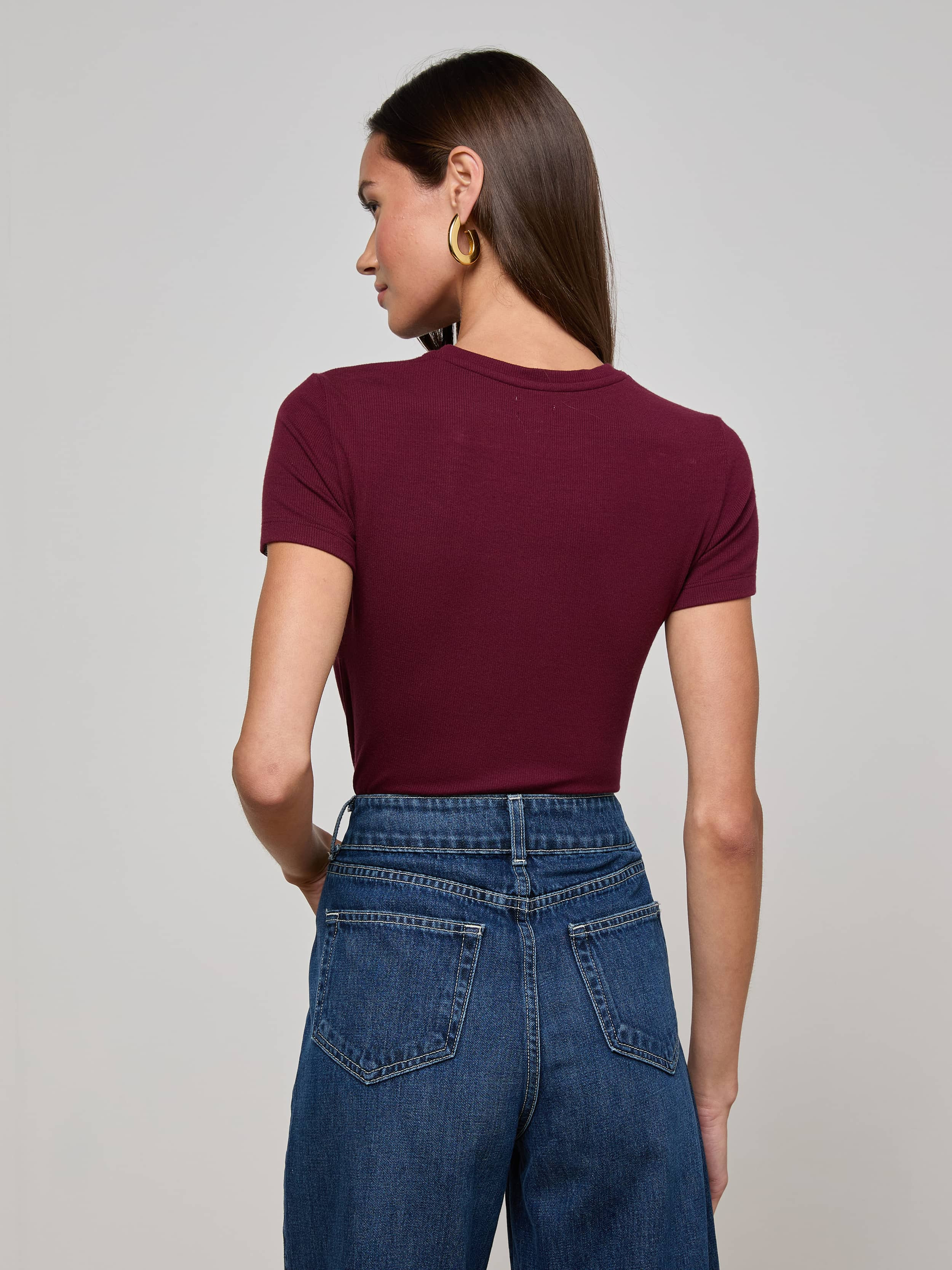Ressi Fitted Tee - 5