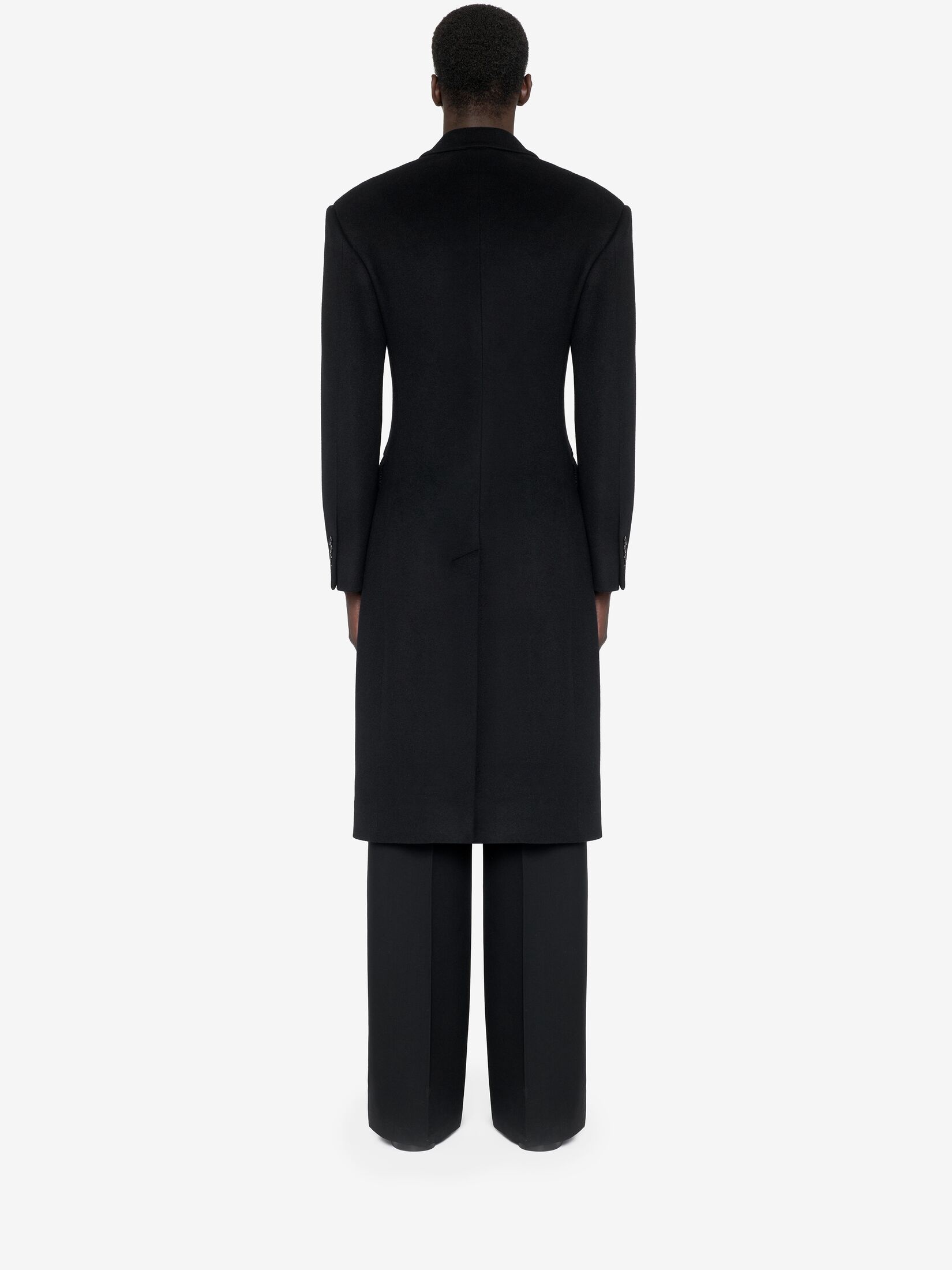 Men's Wide Shoulder Fitted Coat in Black - 4