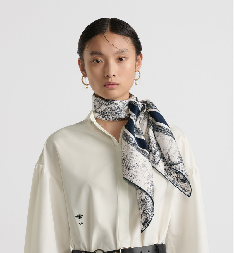 Toile de Jouy Scotland 90 Square Scarf 1