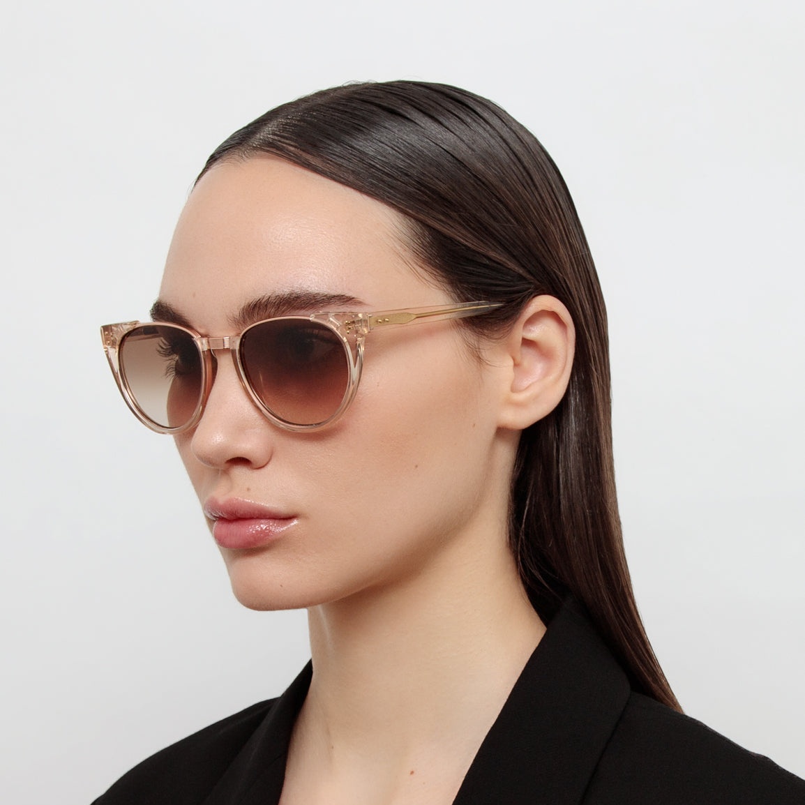 Iris Oval Sunglasses in Ash - 2