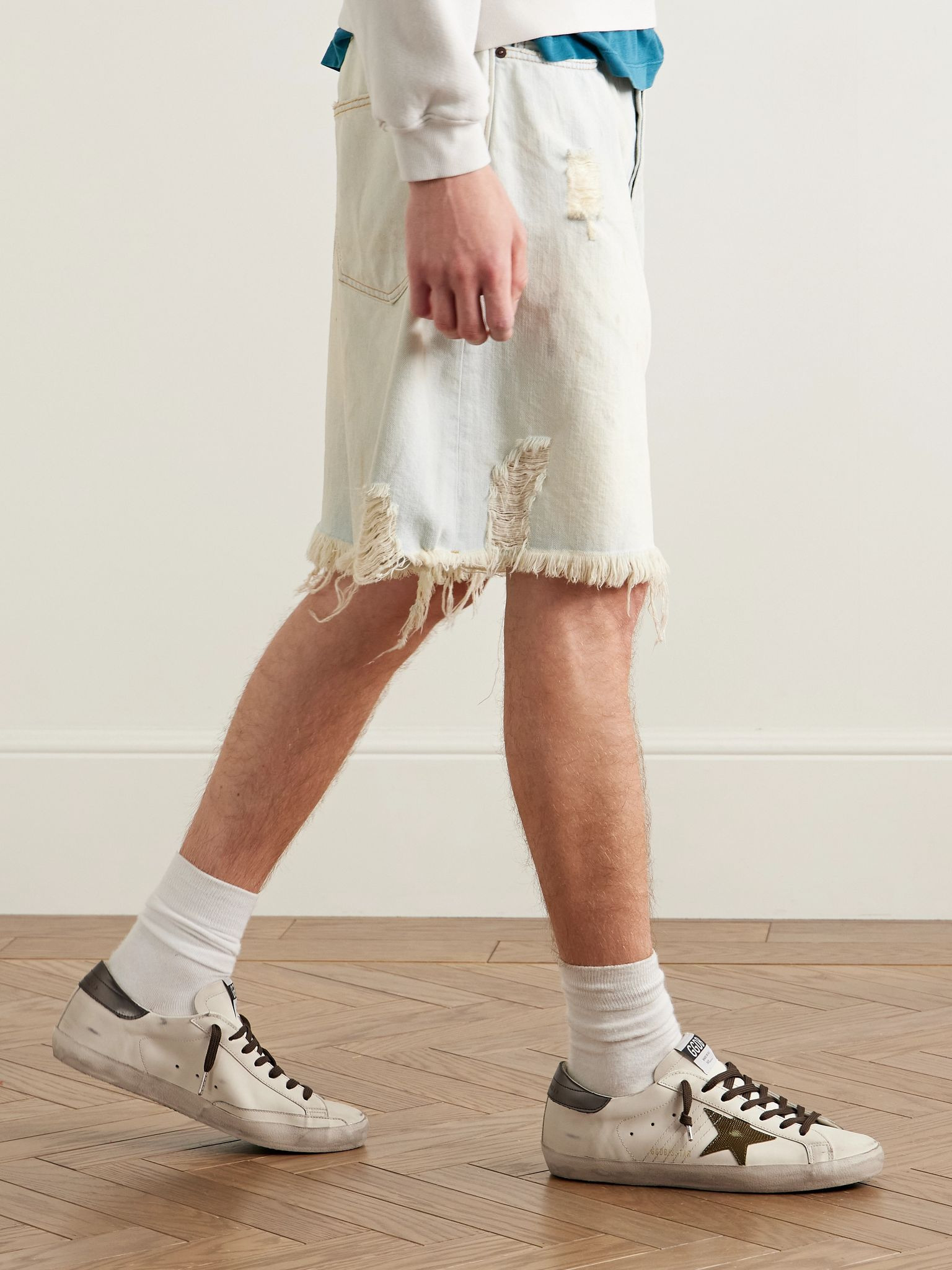 Super-Star Distressed Leather Sneakers White - 2
