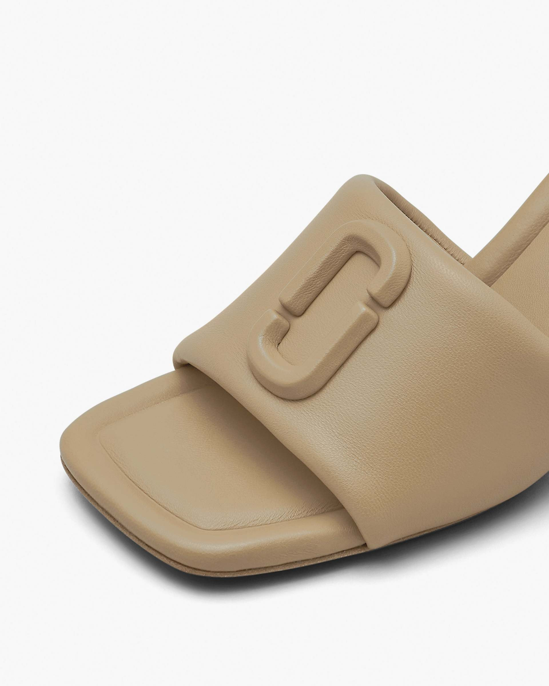 THE LEATHER J MARC HEELED SANDAL - 6