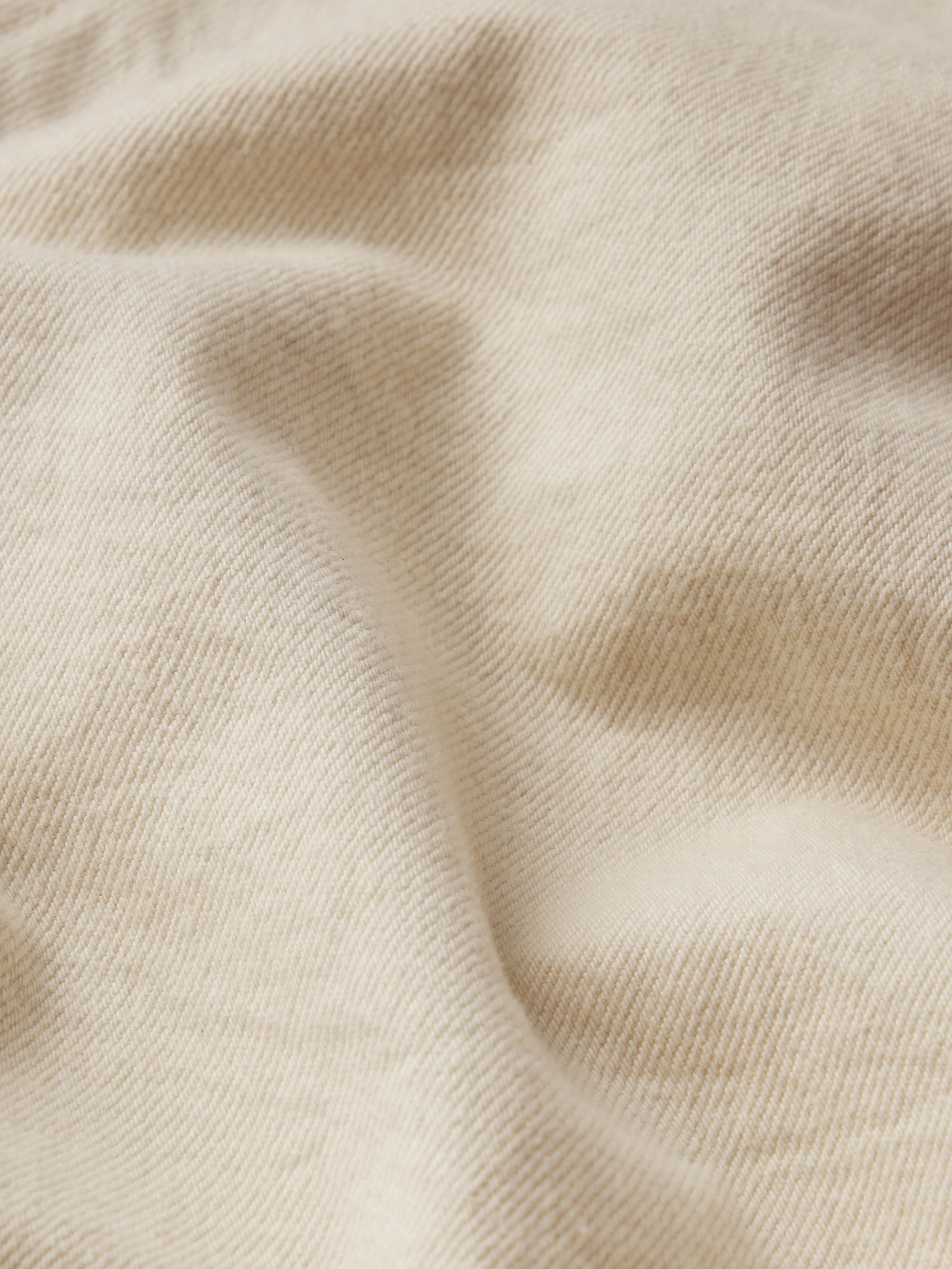 The Timeless Short in Milkshake - 7