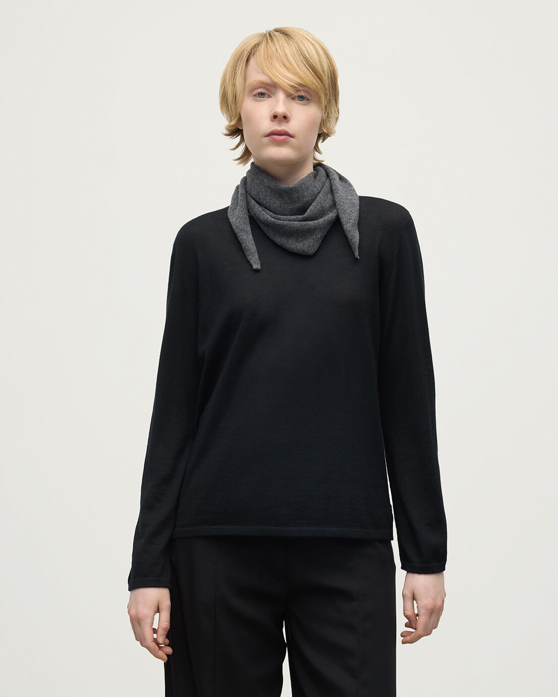 Gauzy Cashmere Grey Triangle Neck Tie - 5
