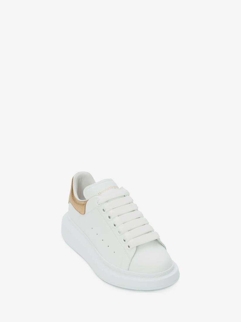 Oversized Sneaker in White/gold - 2