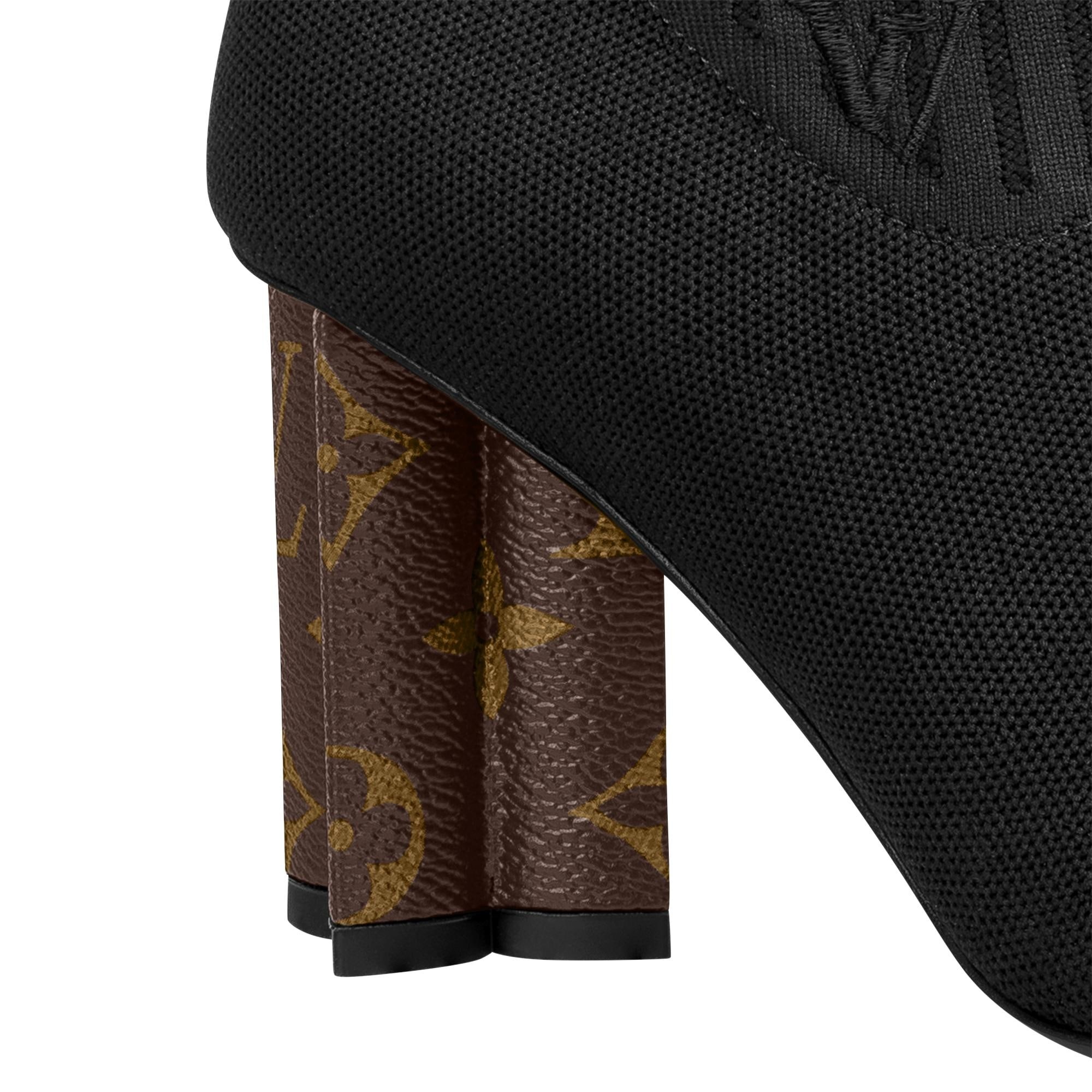 Silhouette Ankle Boot - 3