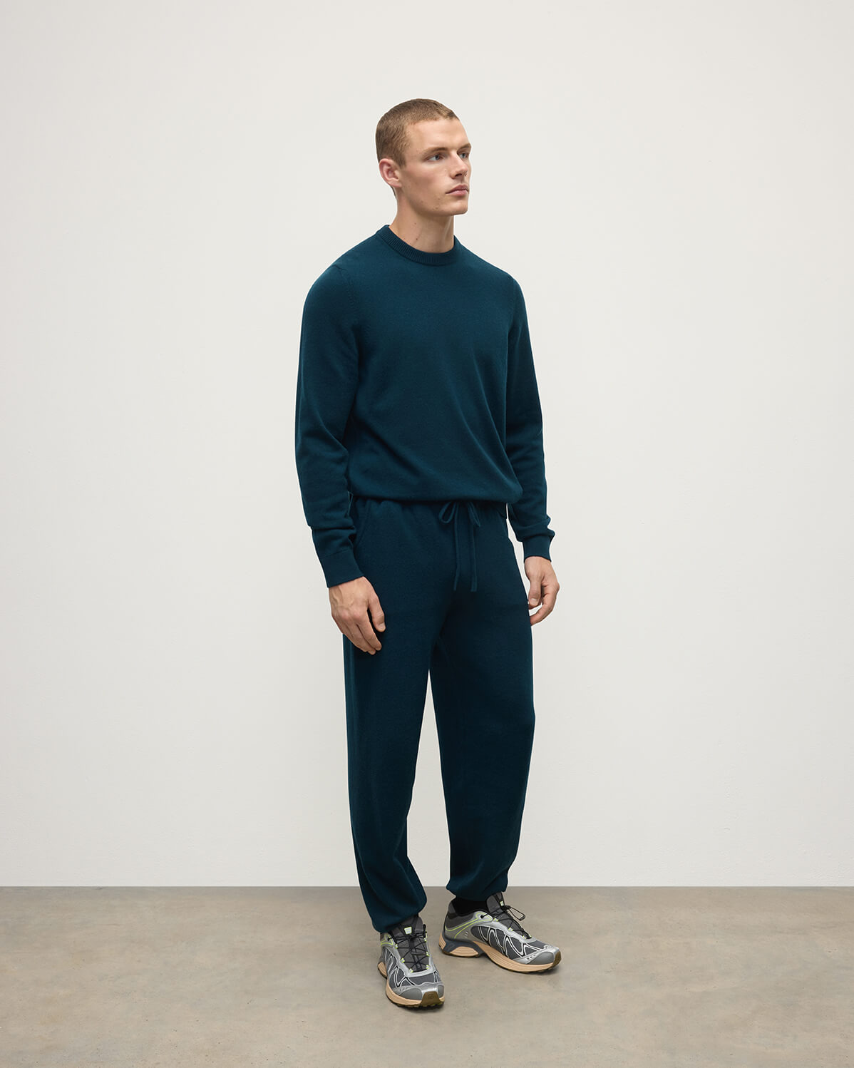 Tapered Cashmere Green Joggers - 3