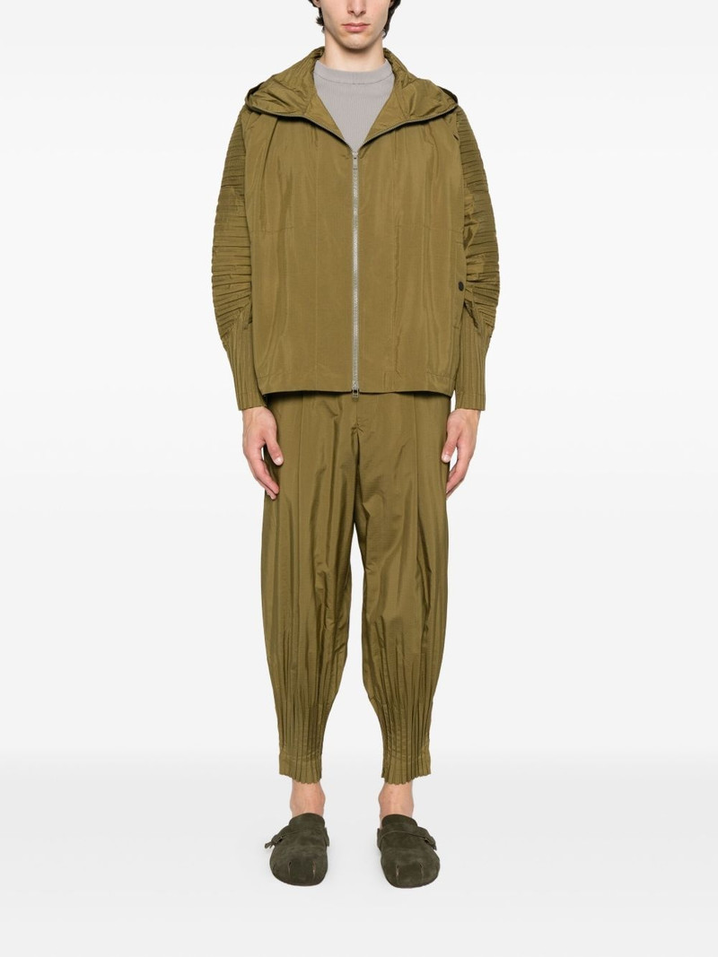 ISSEY MIYAKE wide-leg trousers outlook