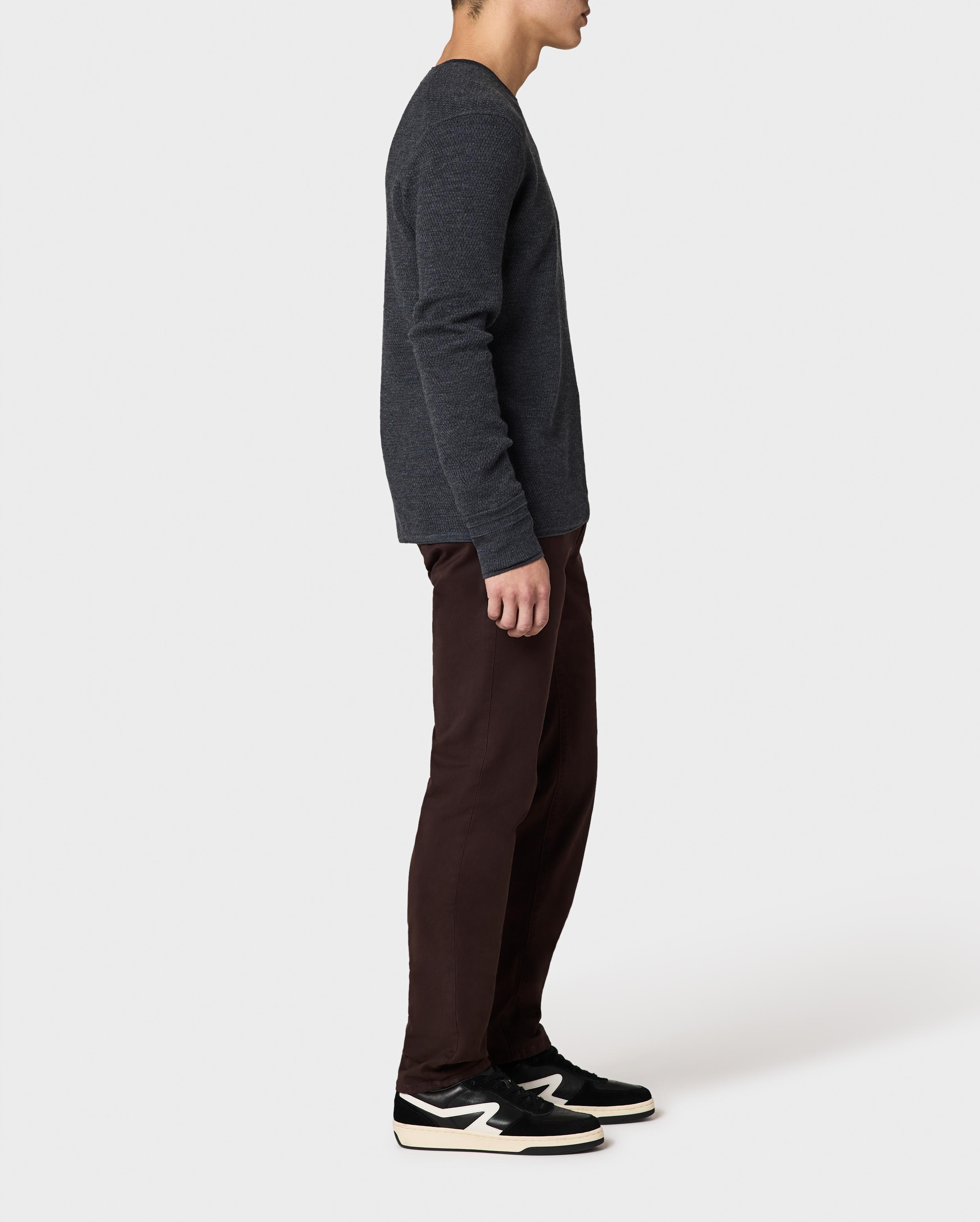 Fit 2 Chino
Slim Fit - 2