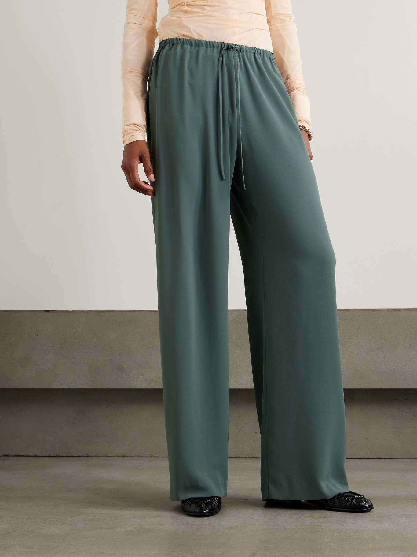 Crepe de chine straight-leg pants - 3