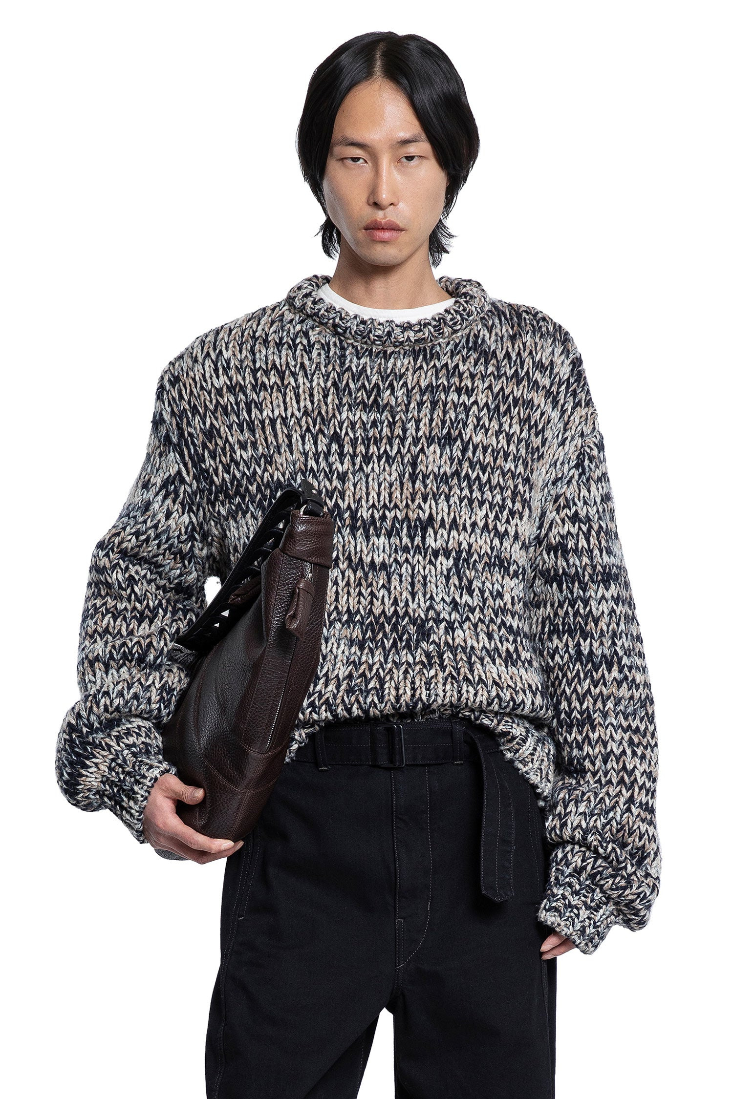Boxy-Crewneck-Sweater - 5