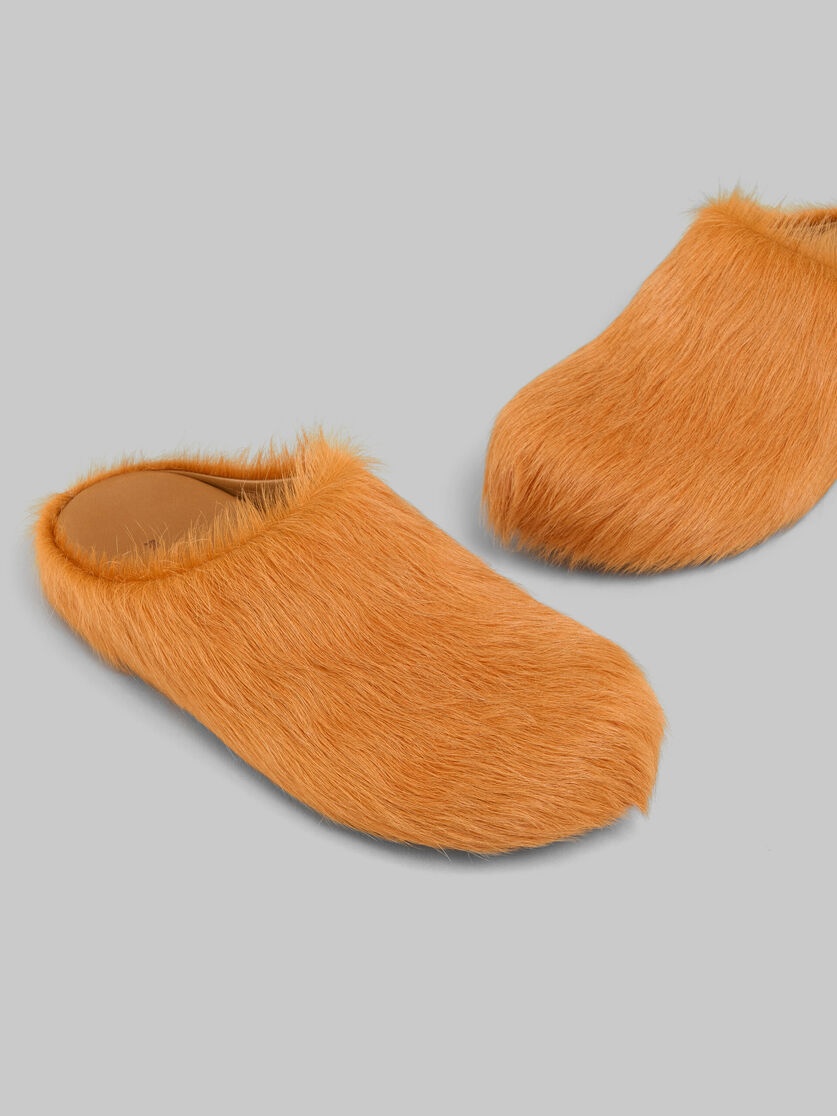 ORANGE LONG-HAIR CALFSKIN FUSSBETT SABOT - 5