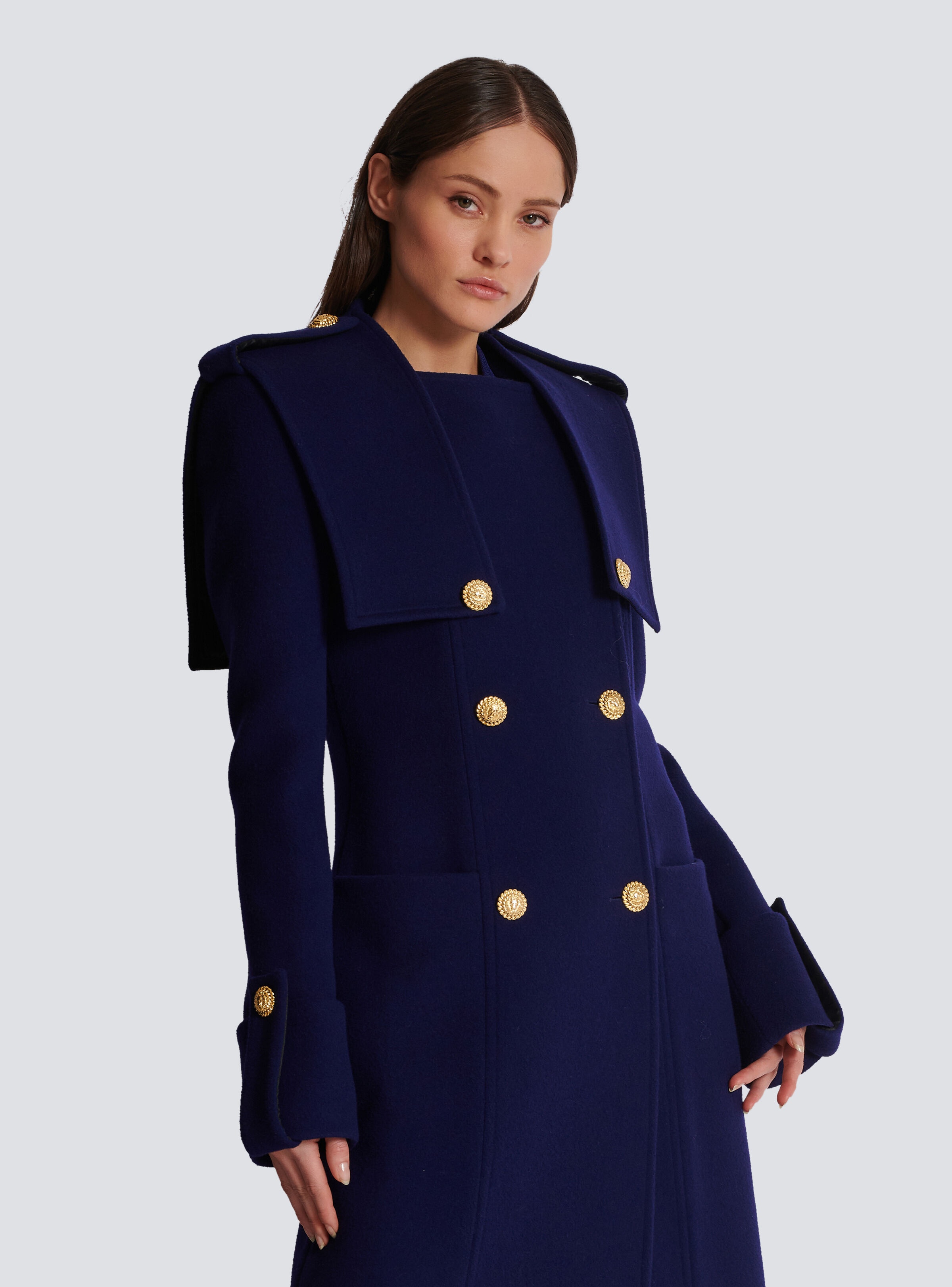 Wool and cashmere button-down trench coat - 6
