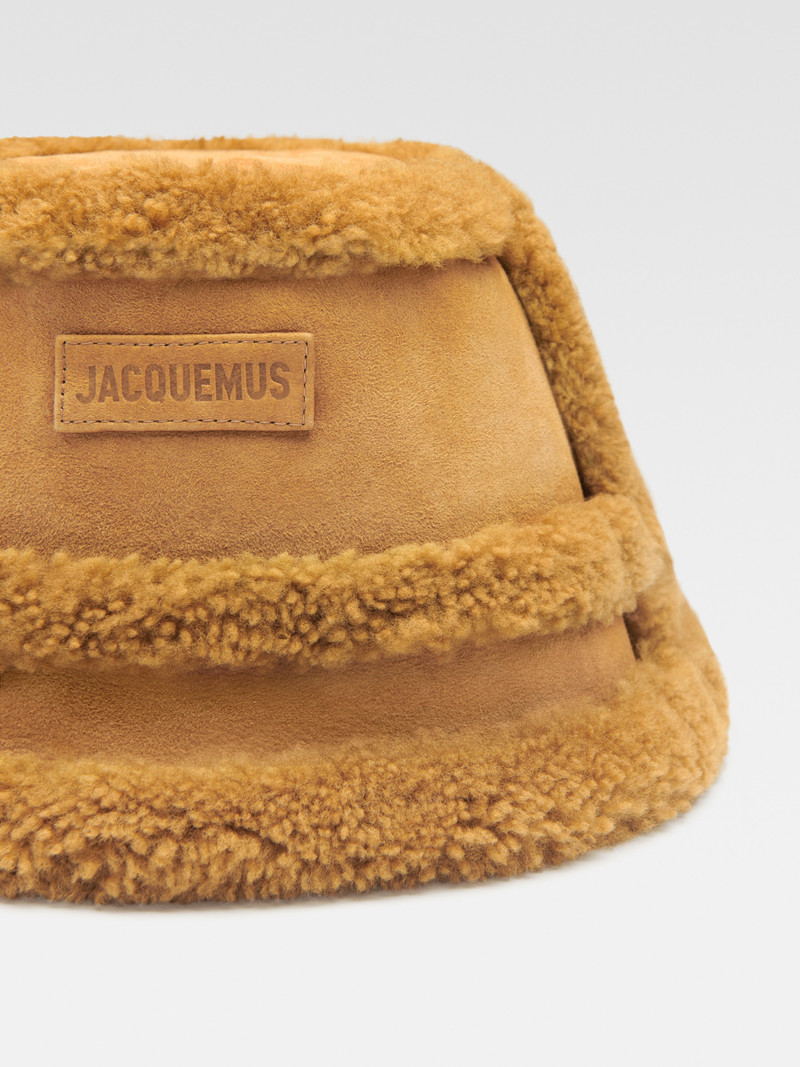 JACQUEMUS Le bob doux outlook