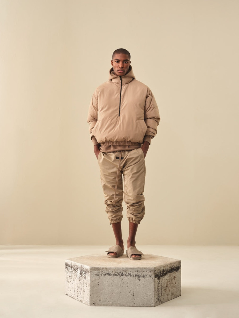 ESSENTIALS Half-Zip Puffer outlook