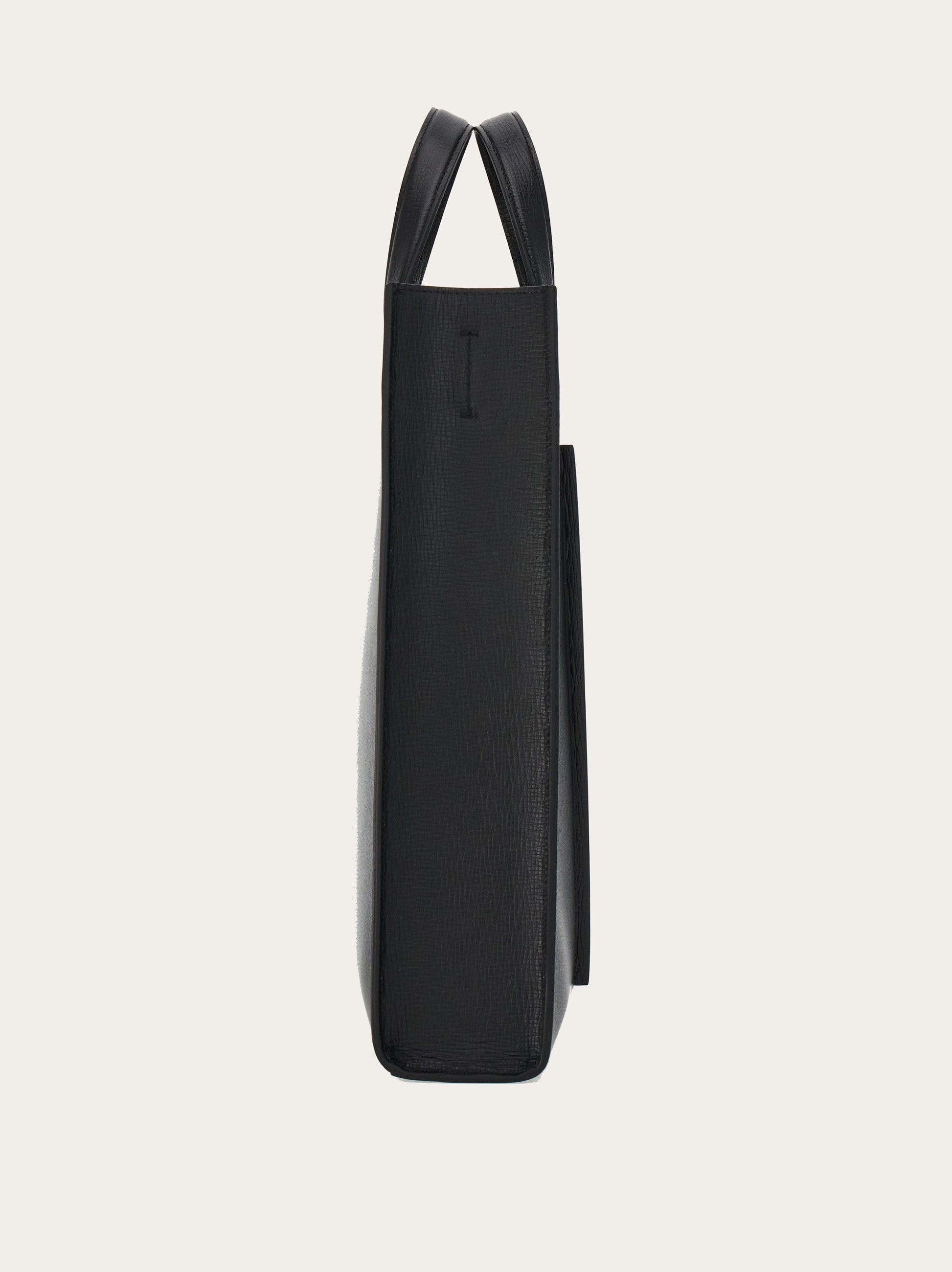 Tote bag with rib inserts - 4