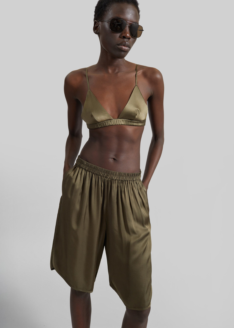 Nelis Silk Bermuda Shorts - Olive 5