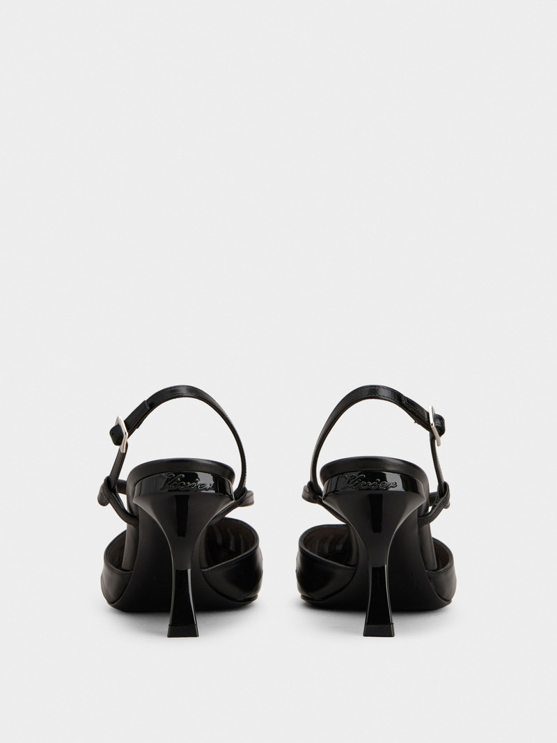 Roger Vivier Virgule D'Orsay Pumps in leather outlook