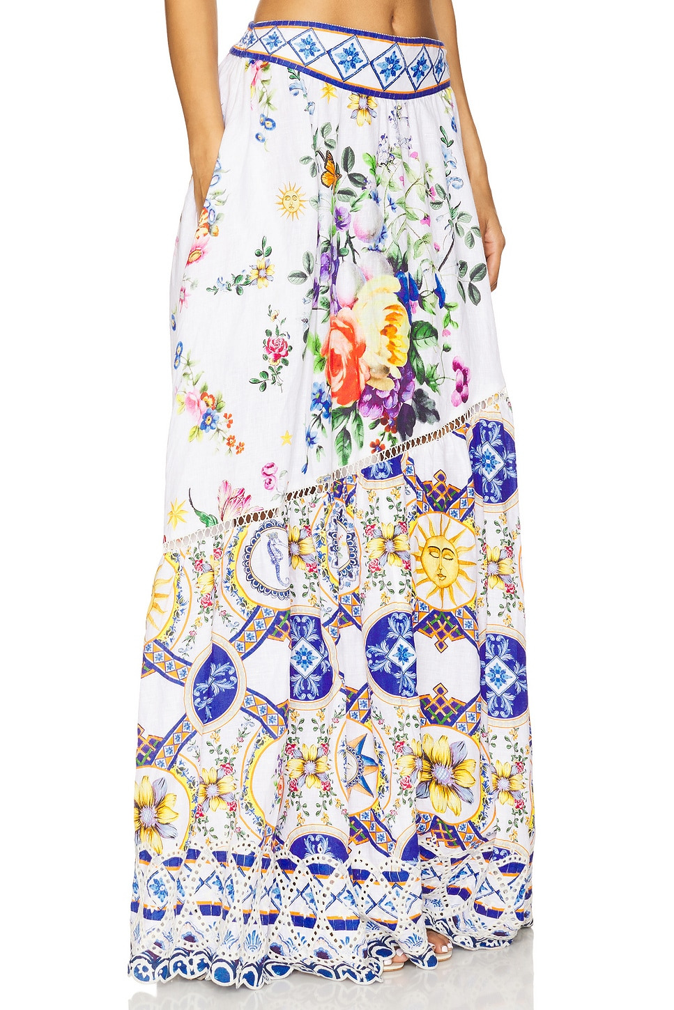 Skirt With Shaped Seam - 2