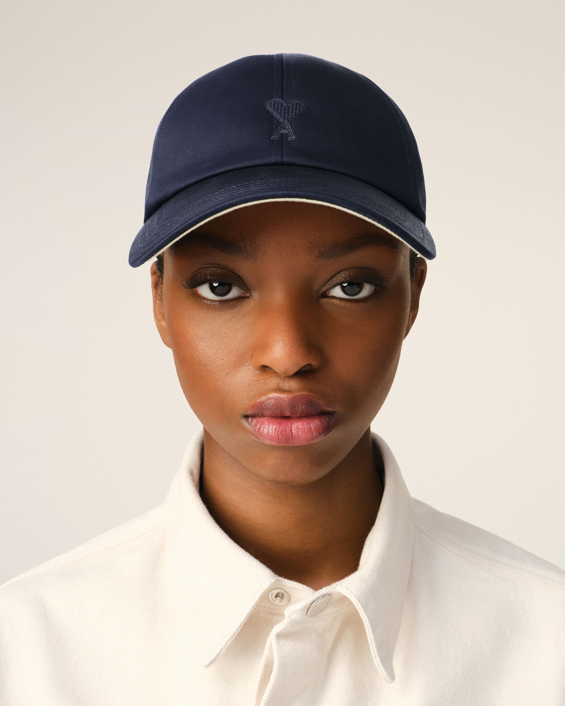 NAVY COTTON TONAL AMI DE COEUR EMBROIDERY CAP - 2