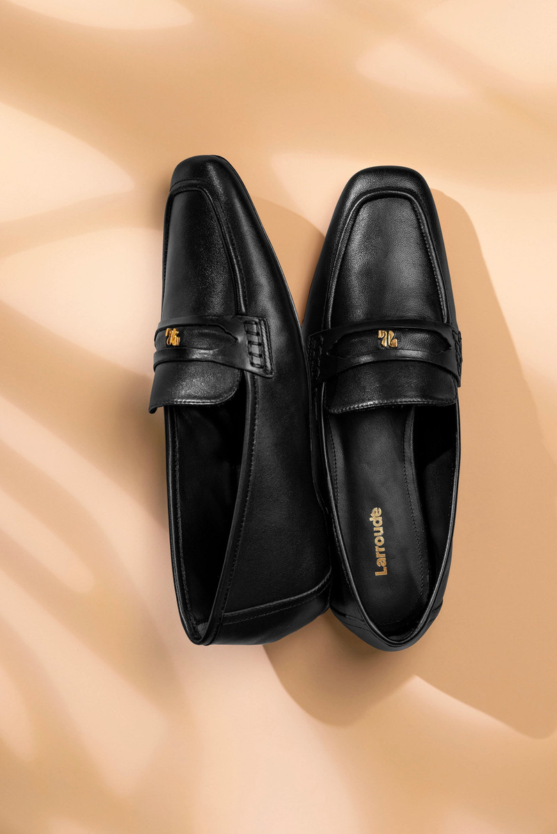 Larroudé Suki Flat Loafer In Black Leather outlook