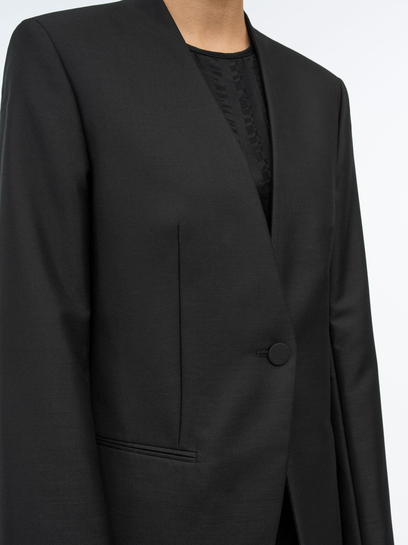 Joni Elegant Collarless Jacket 5