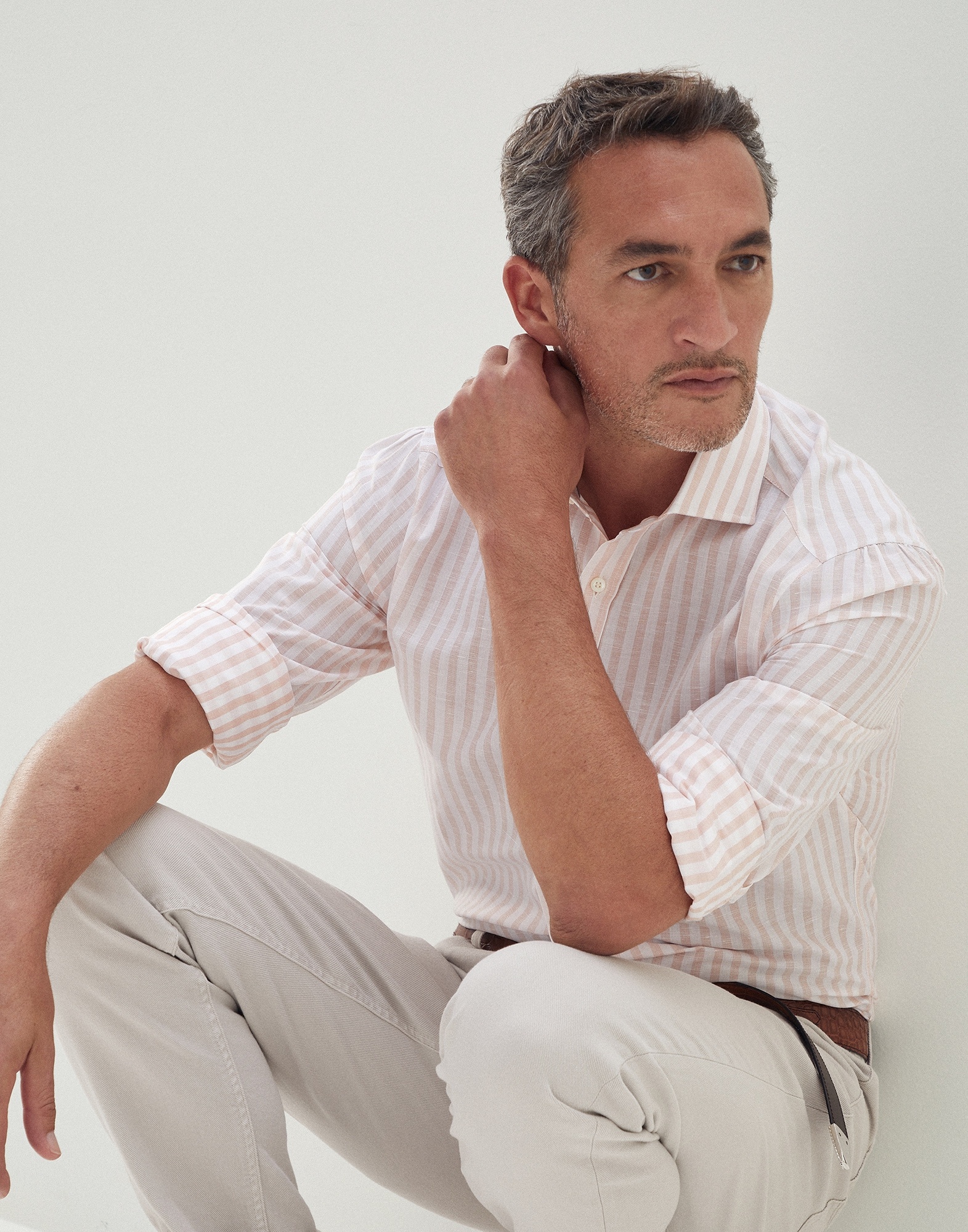 Striped cotton and linen slim fit shirt with spread collar - 4